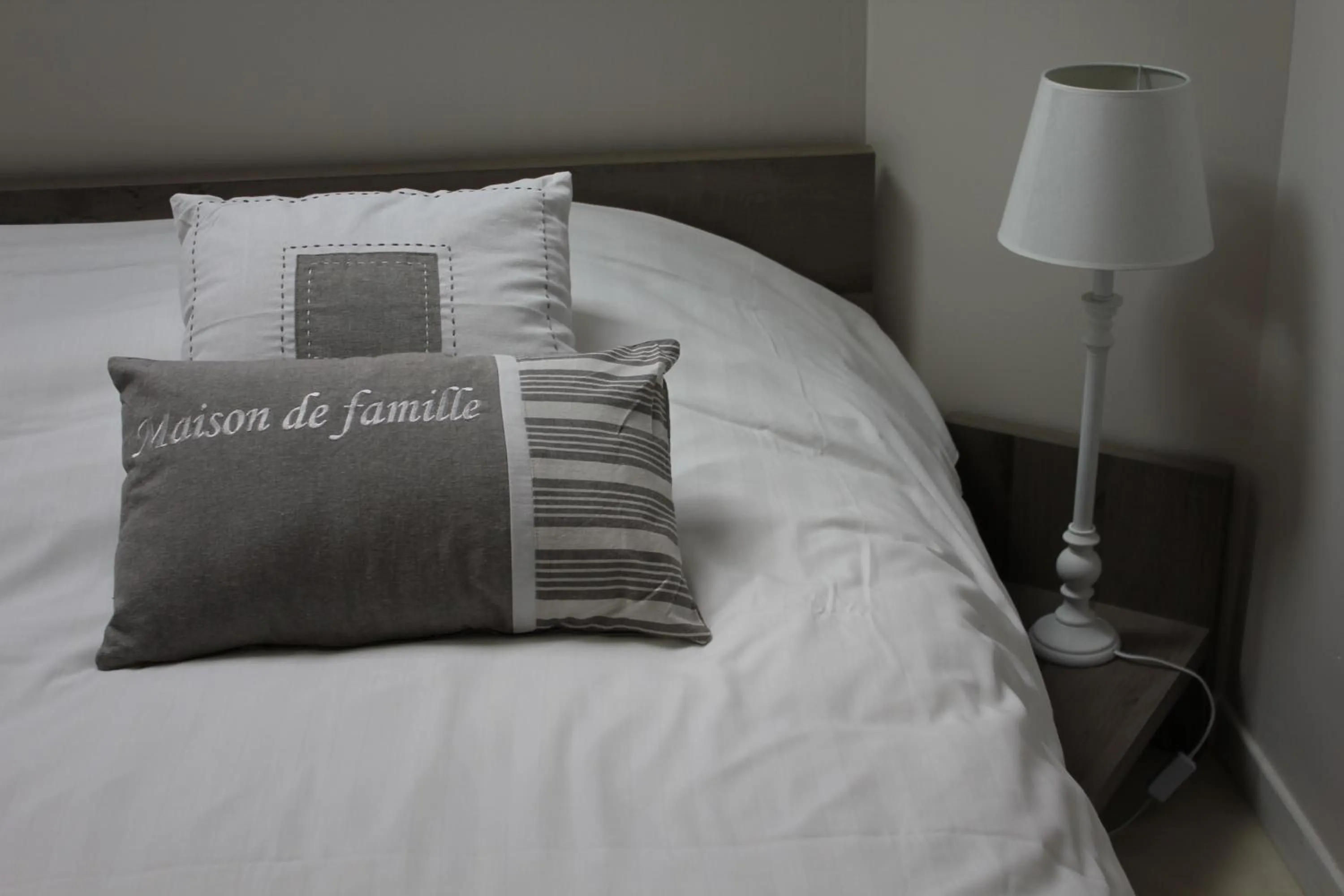 Bedroom, Bed in L'Heure Bleue gîtes et chambres d'hôtes