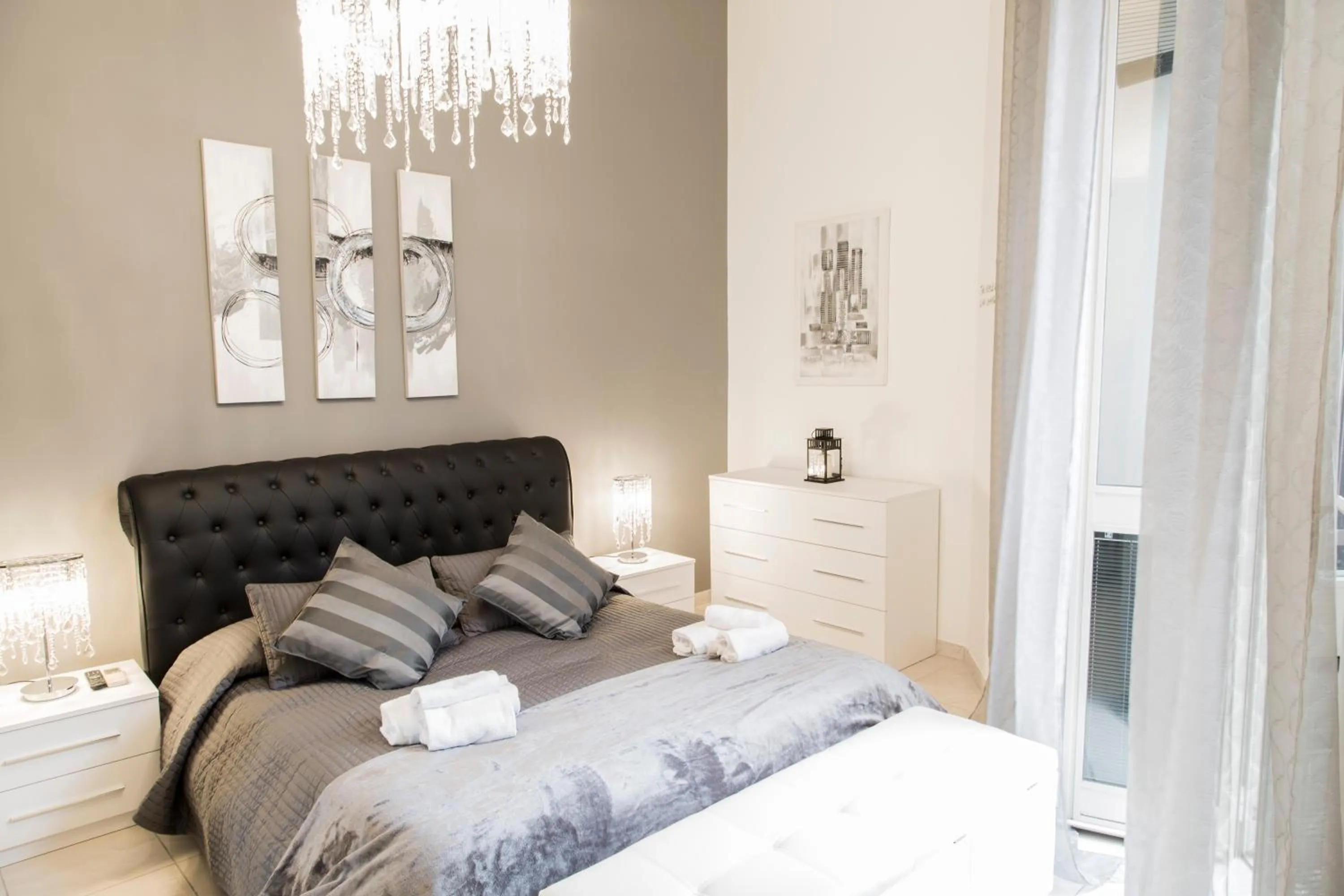 Bed in Nazionale 221 Luxury Home