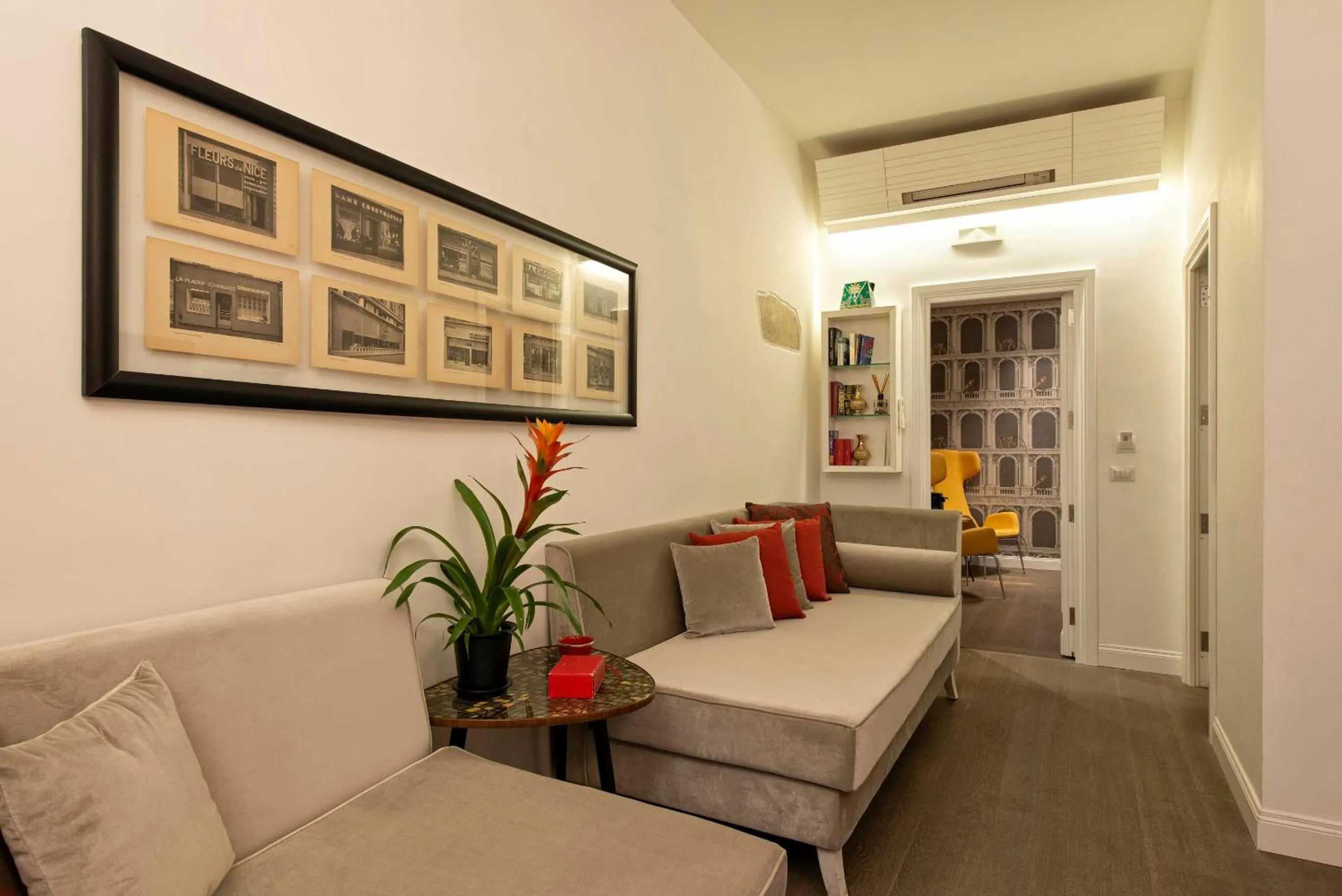 Entertainment in Maison Evelina