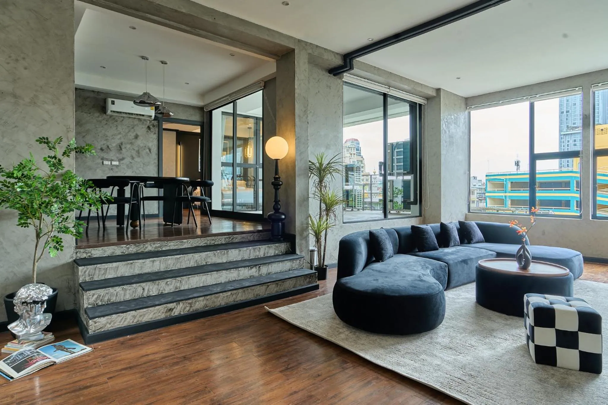 Studio Apartment with Balcony in 5loft Anti-Hotel, Silom, Bangkok