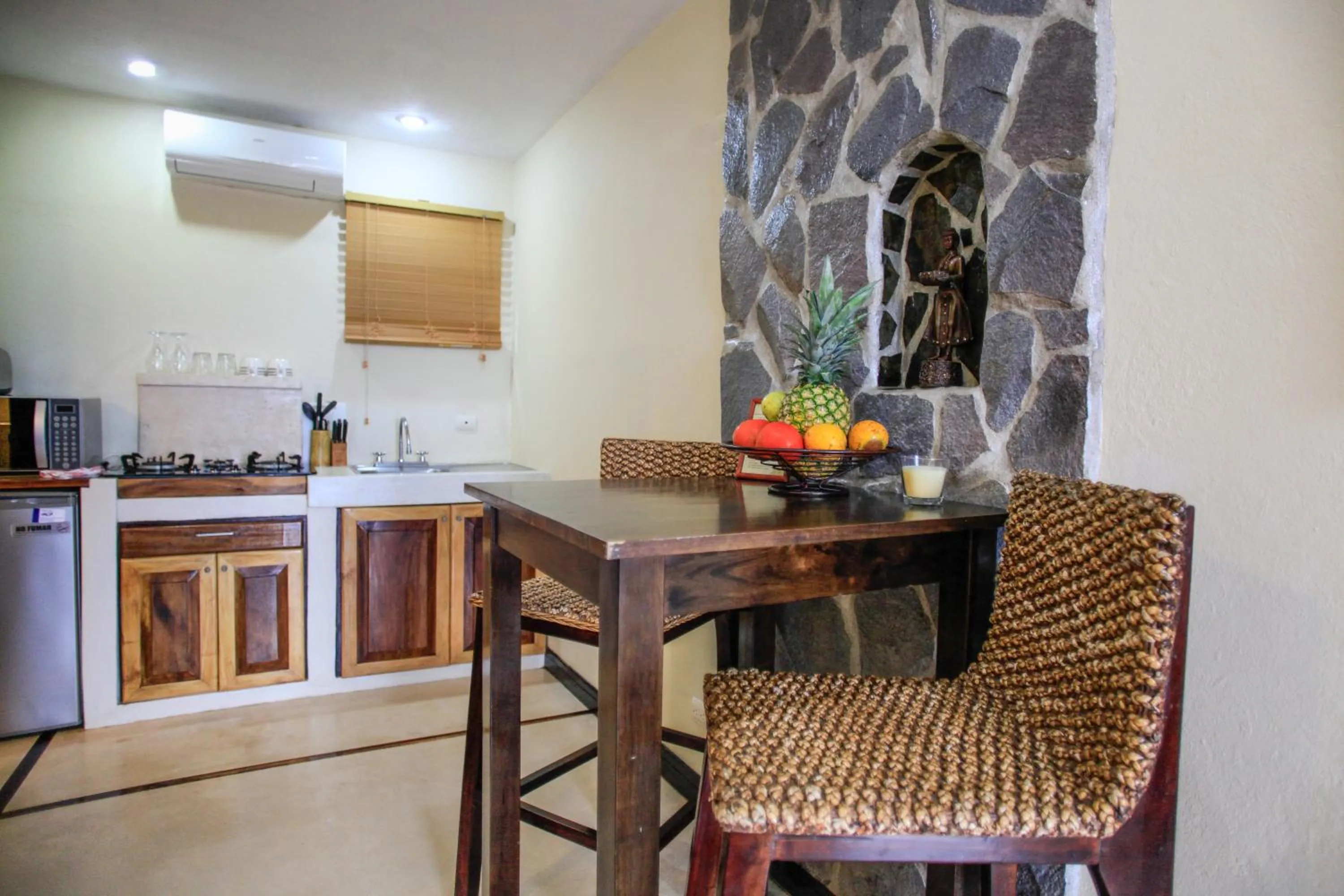 Kitchen or kitchenette in Casa Marbella