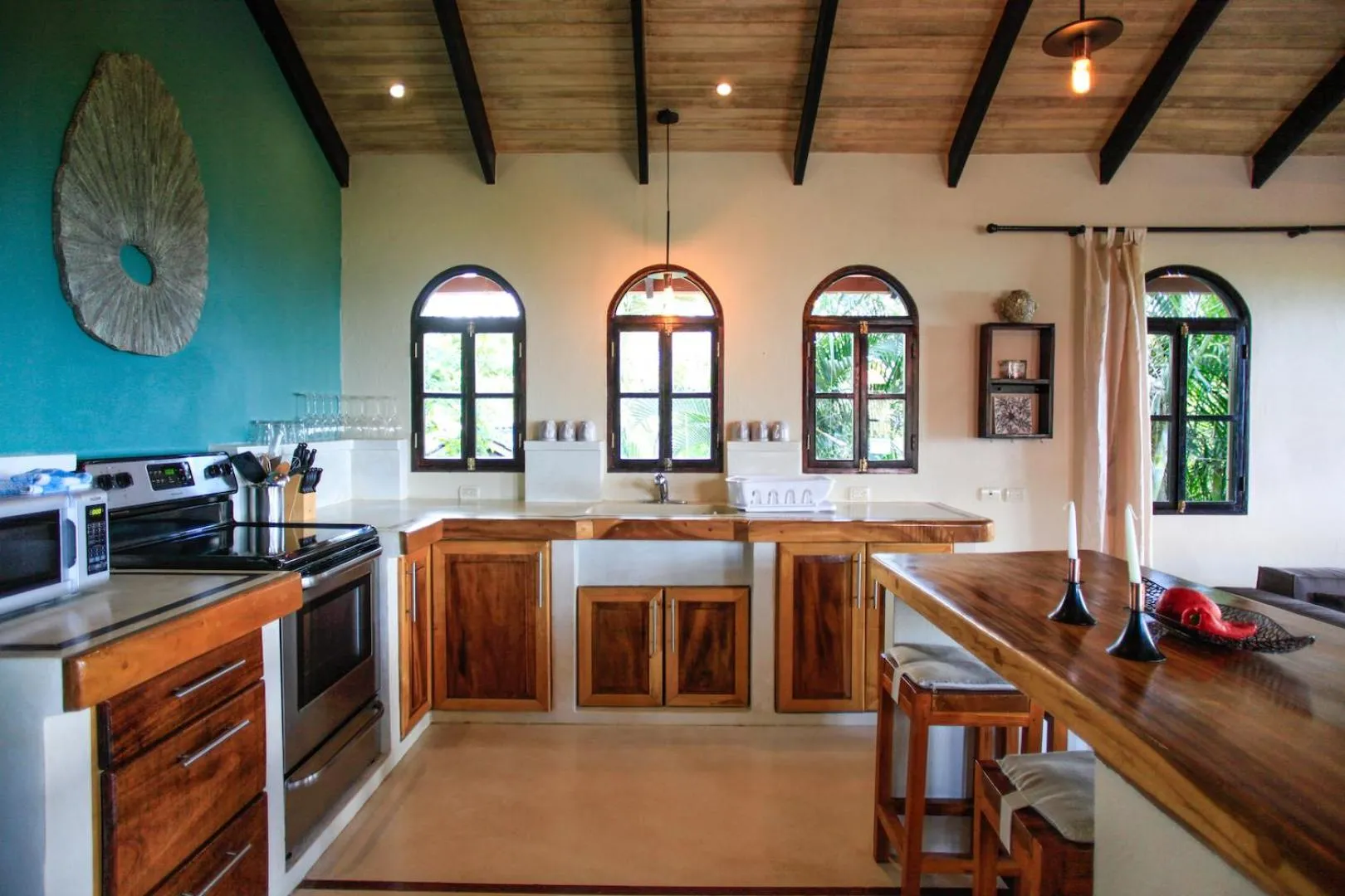 Kitchen or kitchenette in Casa Marbella