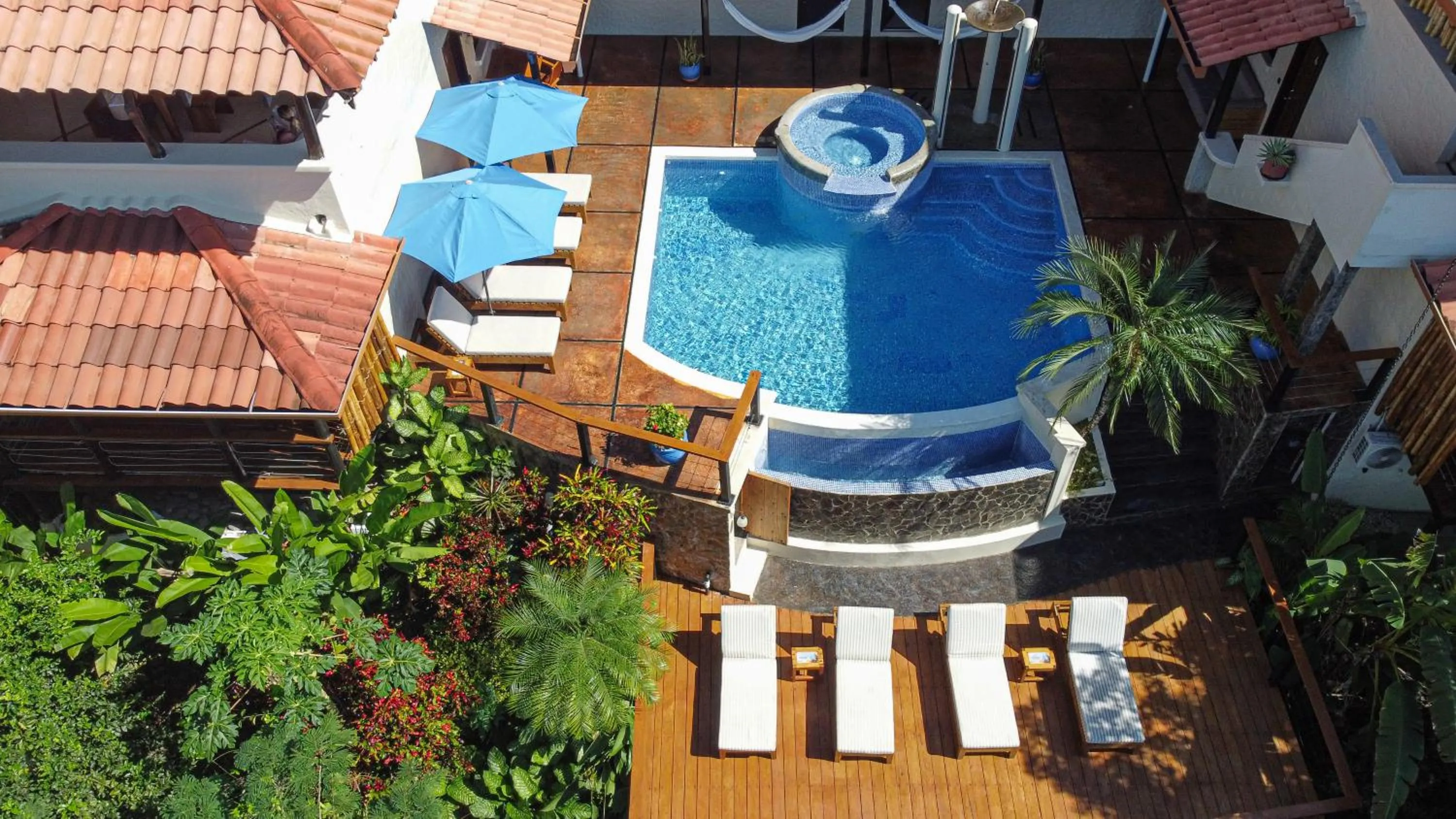 Swimming pool in Casa Marbella