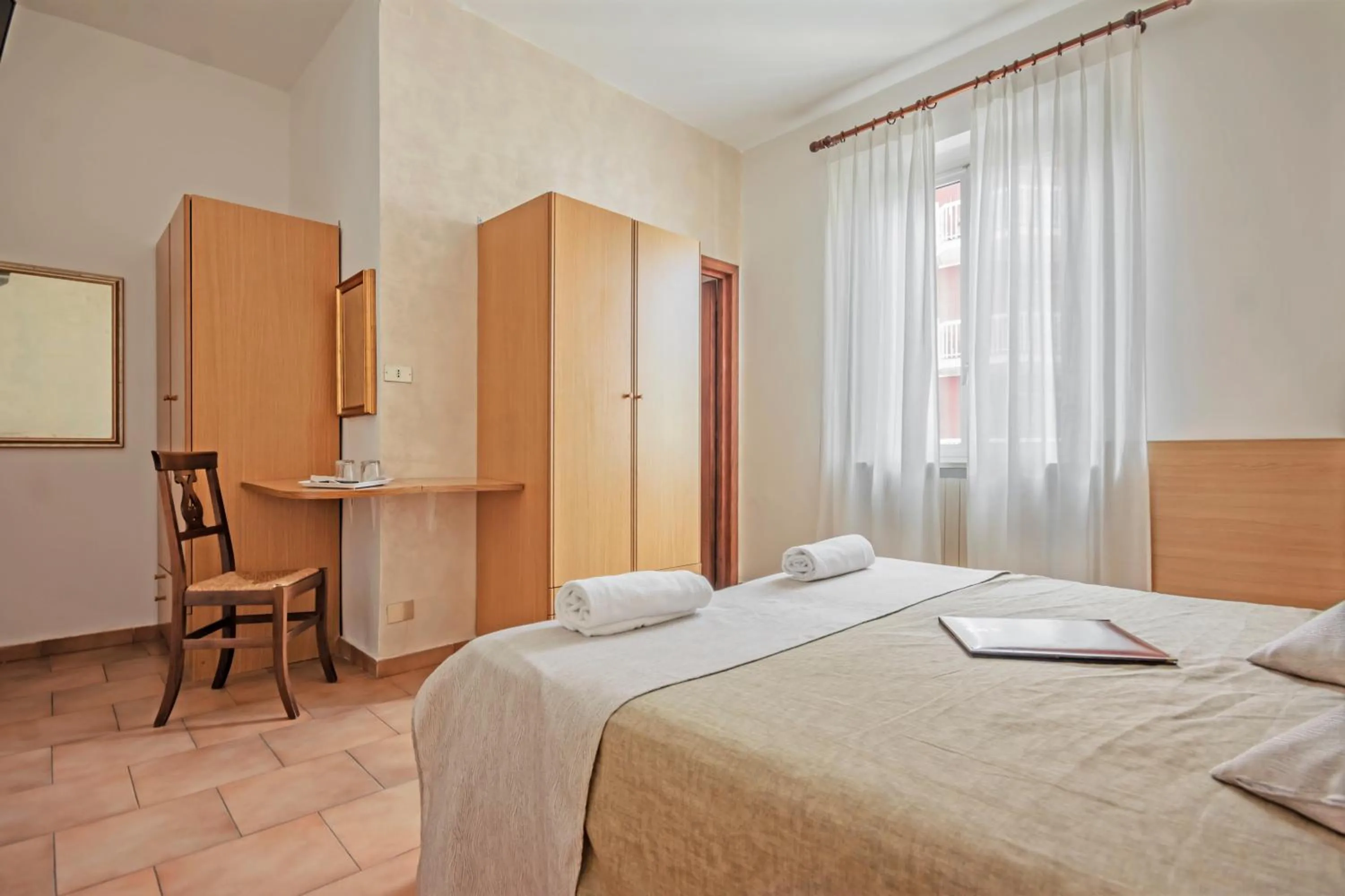 Photo of the whole room, Bed in Albergo Rondò