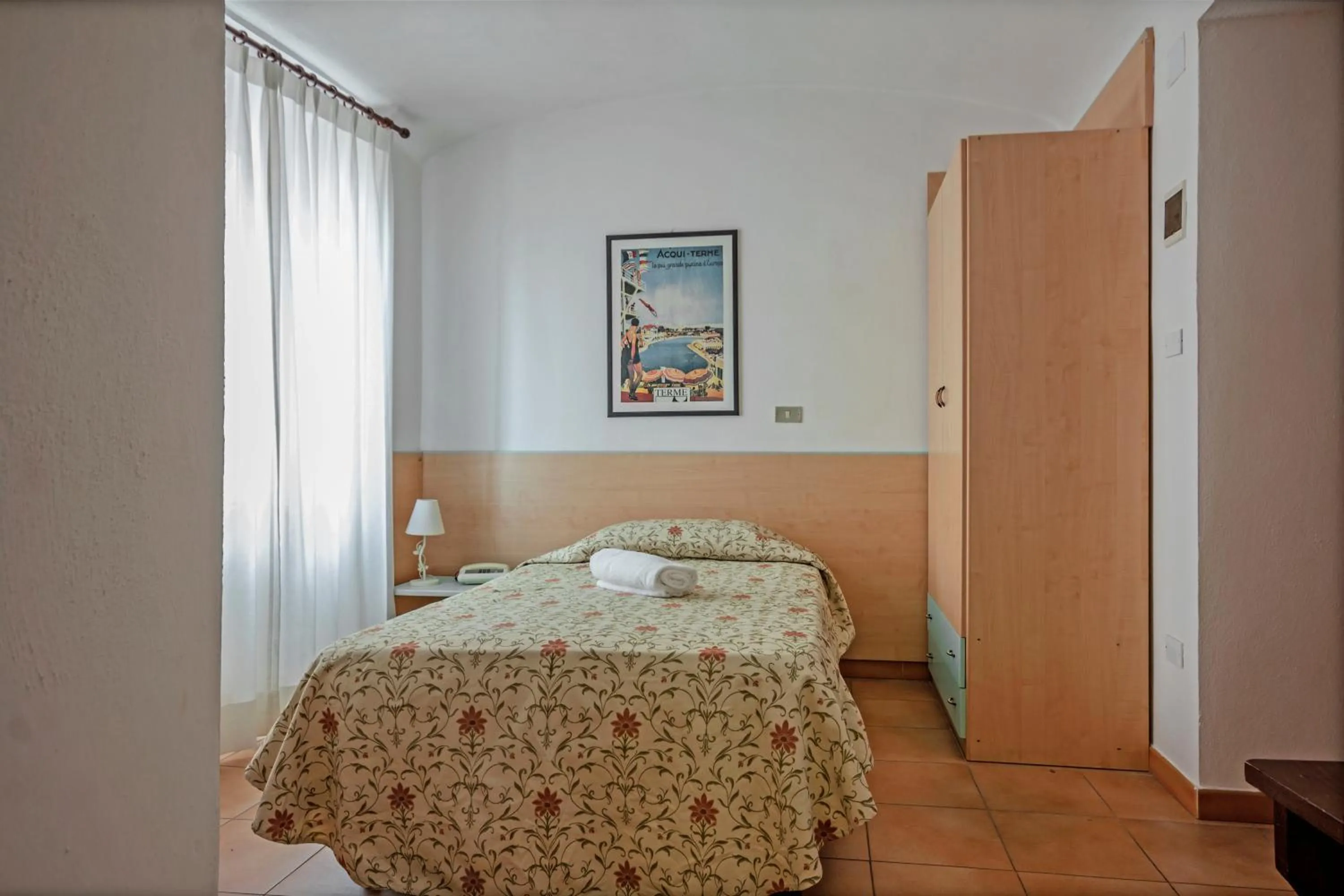 Photo of the whole room, Bed in Albergo Rondò