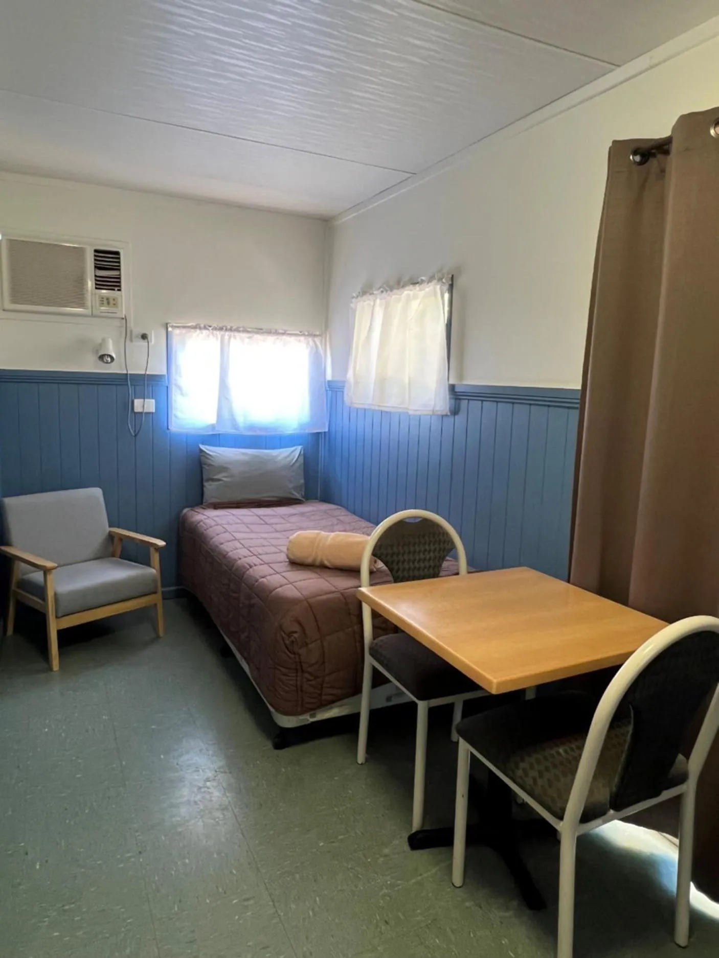 Bedroom, Bed in Narrabri Motel and Caravan Park