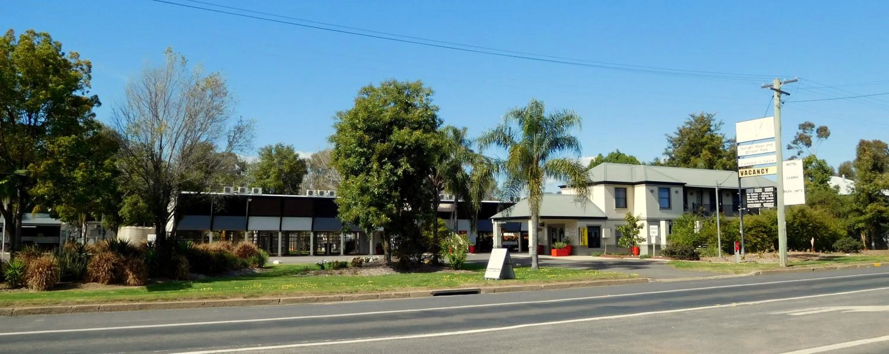 Facade/entrance in Narrabri Motel and Caravan Park