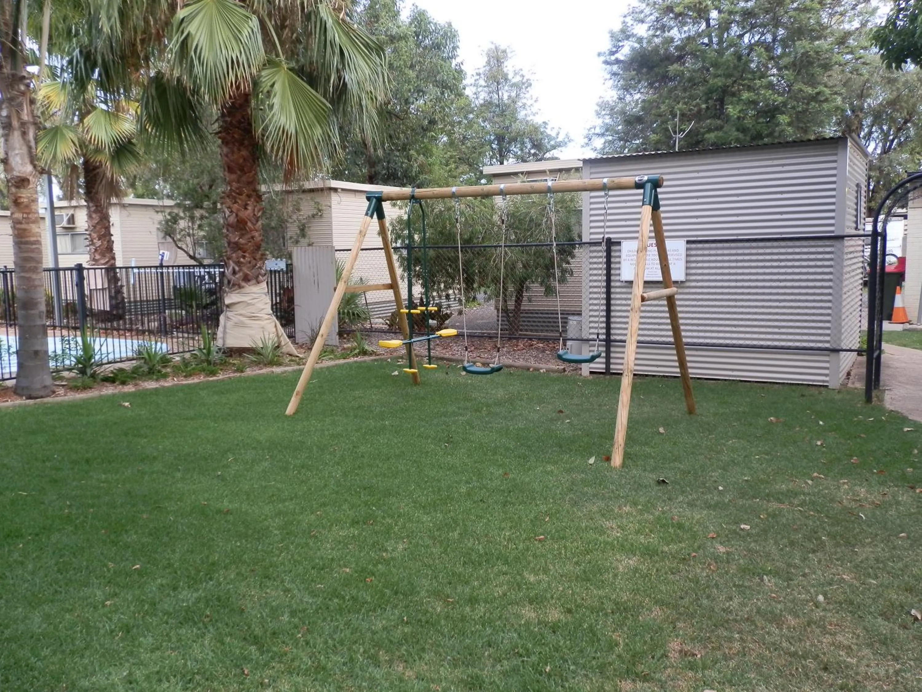 Children play ground in Narrabri Motel and Caravan Park