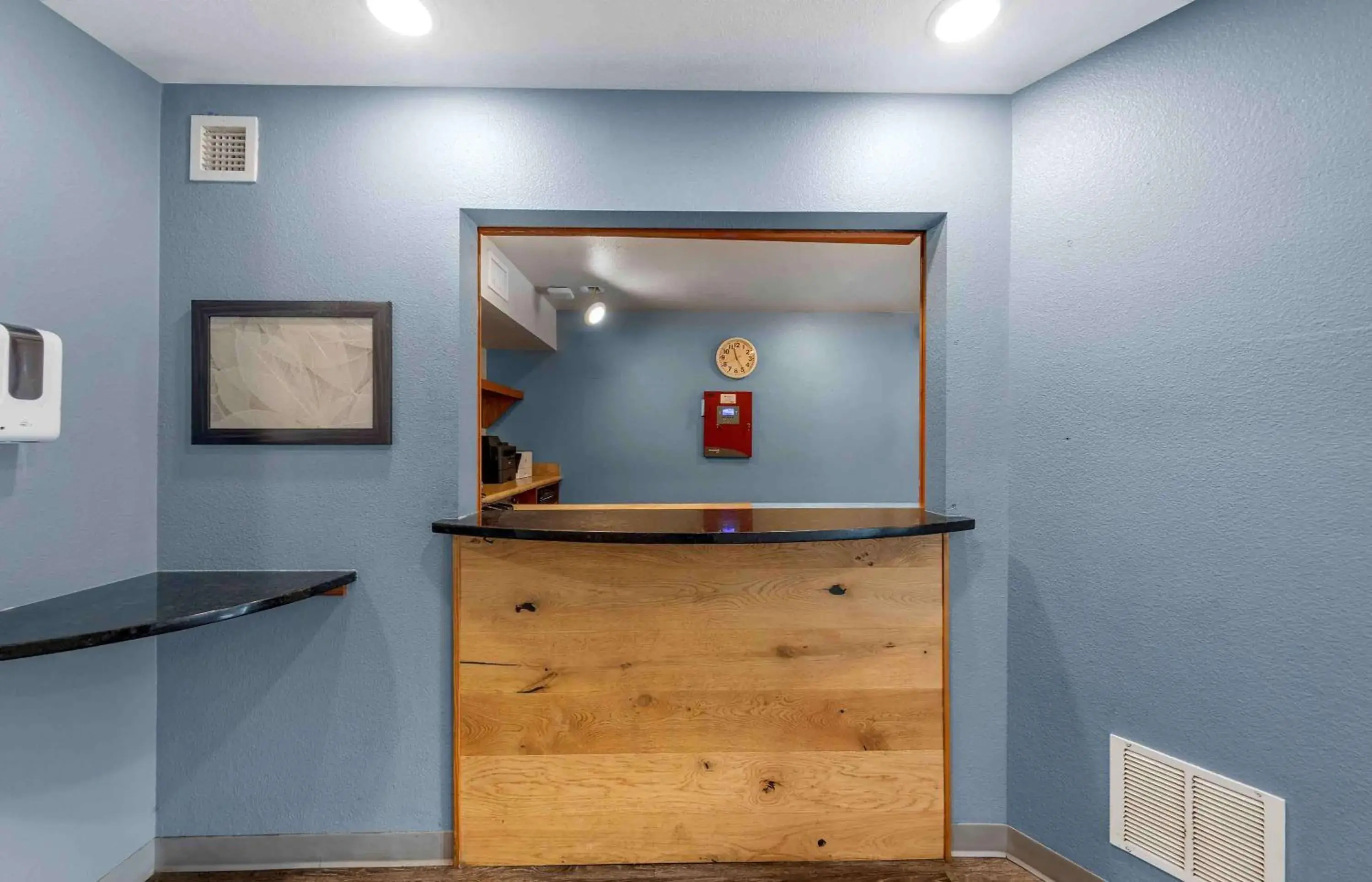 Lobby or reception in Extended Stay America Select Suites - Birmingham - Bessemer Lobby or reception in Extended Stay America Select Suites - Birmingham - Bessemer