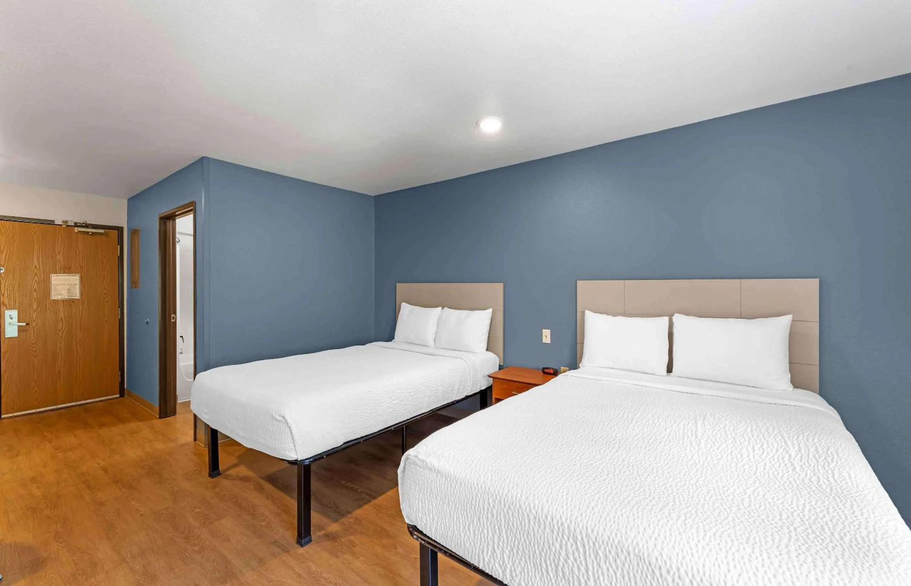 Bedroom, Bed in Extended Stay America Select Suites - Birmingham - Bessemer