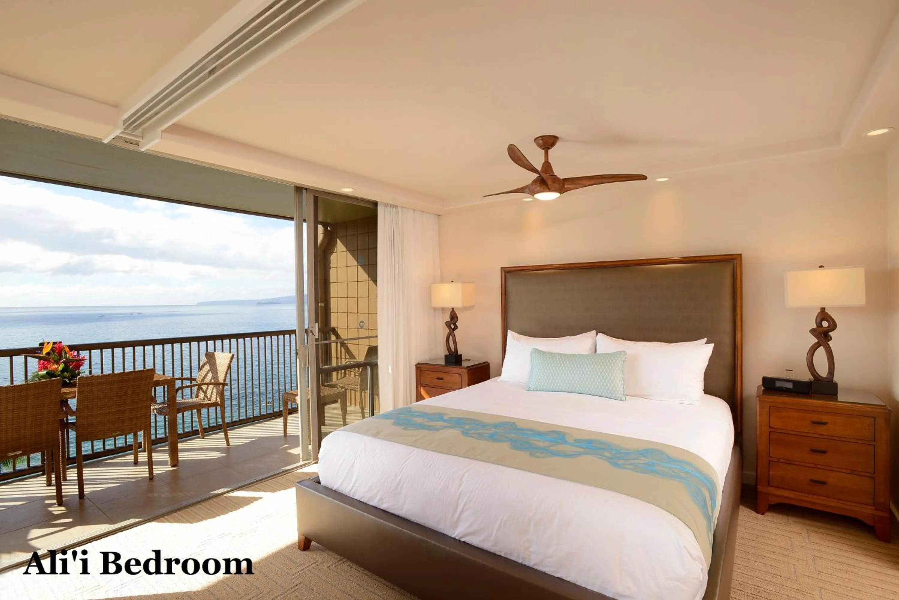Bed in Mana Kai Maui - Official Onsite Rental Company