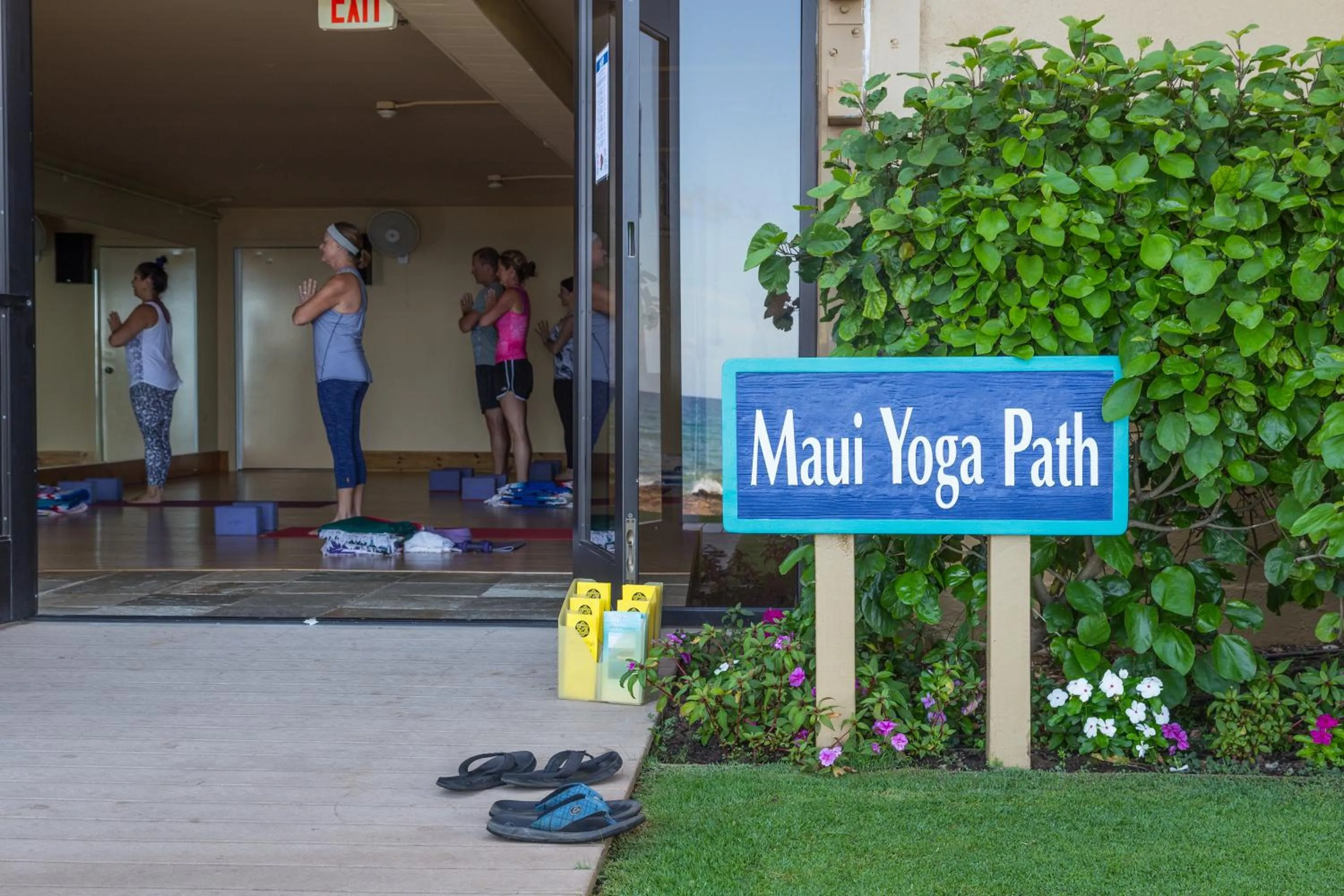 Property logo or sign in Mana Kai Maui - Official Onsite Rental Company