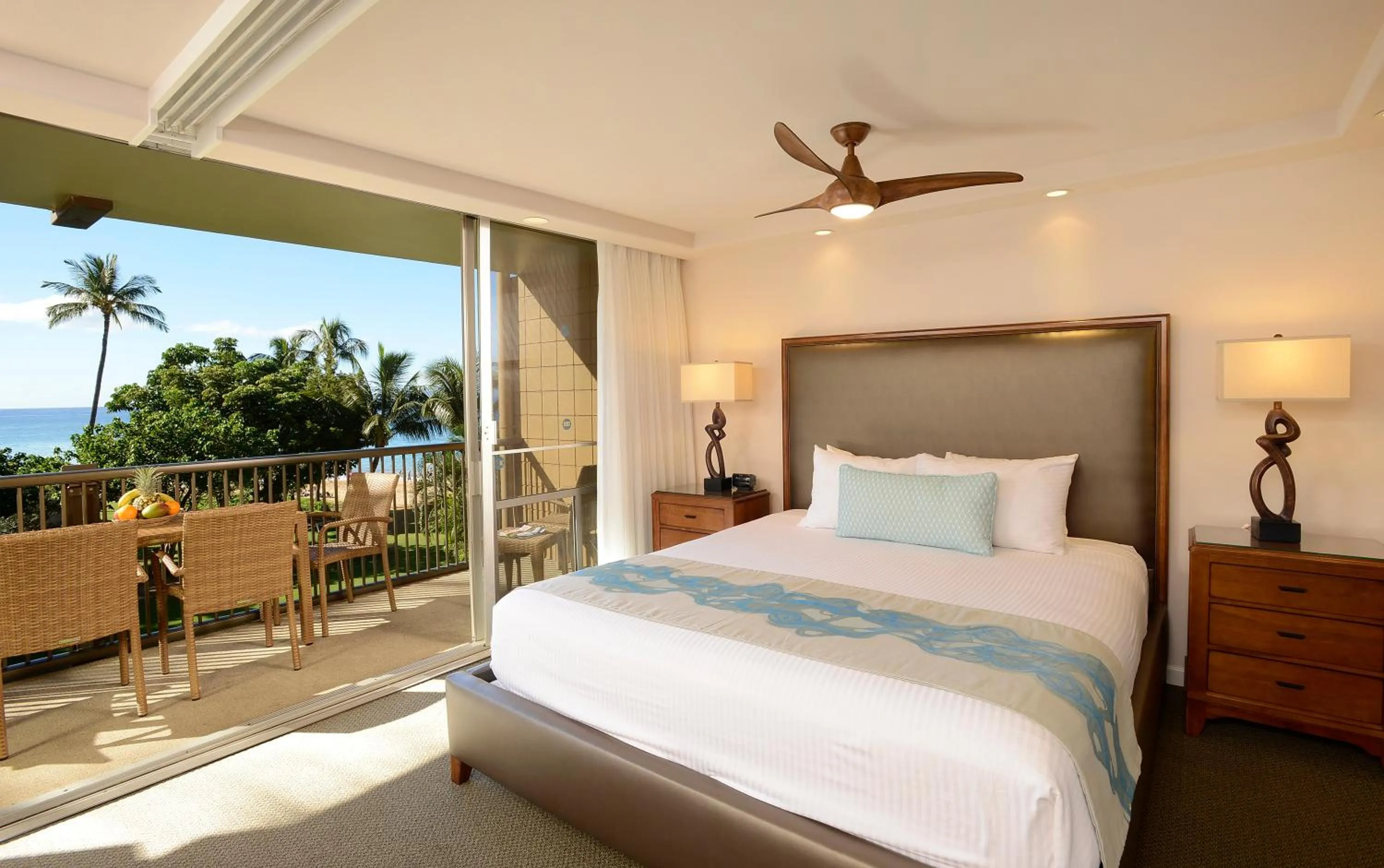 Bed in Mana Kai Maui - Official Onsite Rental Company
