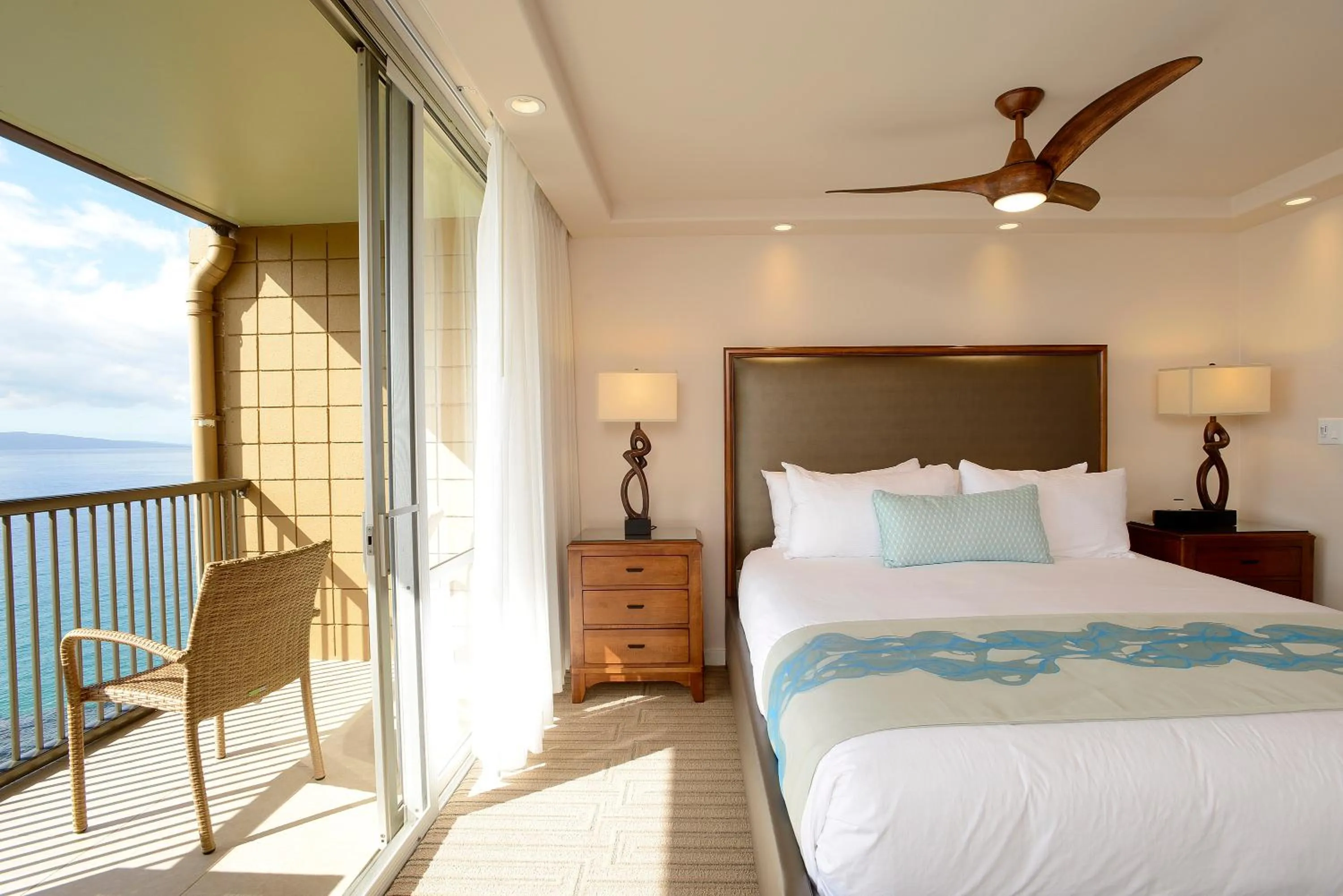 Bed in Mana Kai Maui - Official Onsite Rental Company