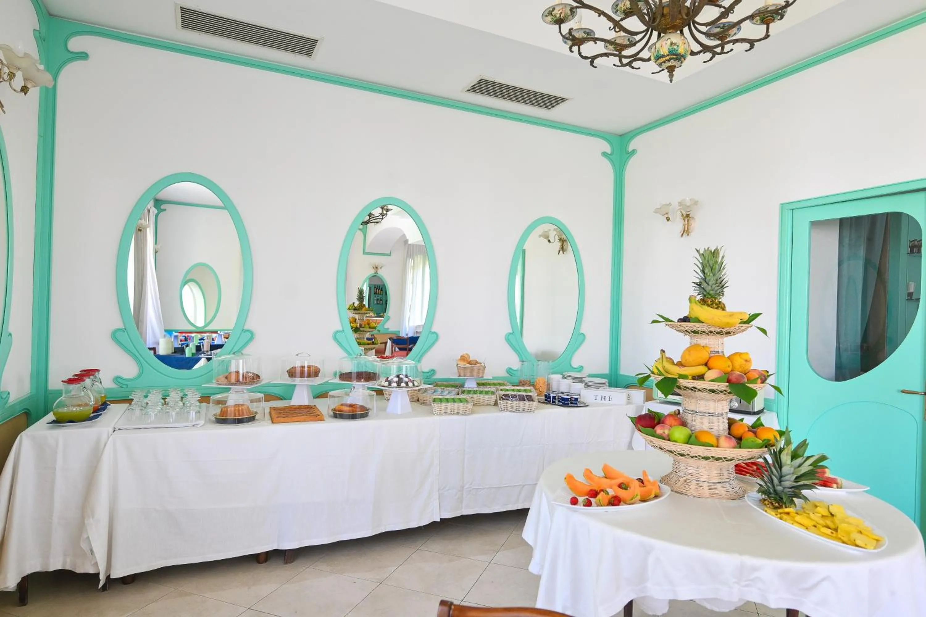 Lounge or bar in Hotel Villa Paradiso