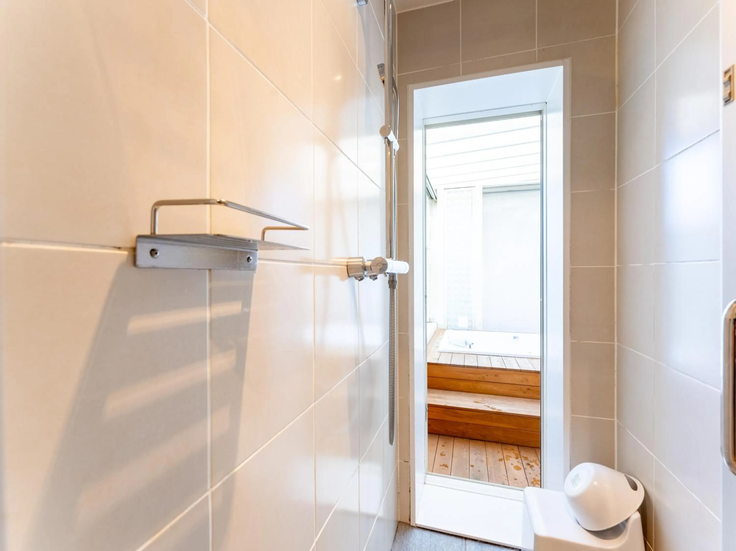 Shower in Koyaru-no-sato Doggys Island