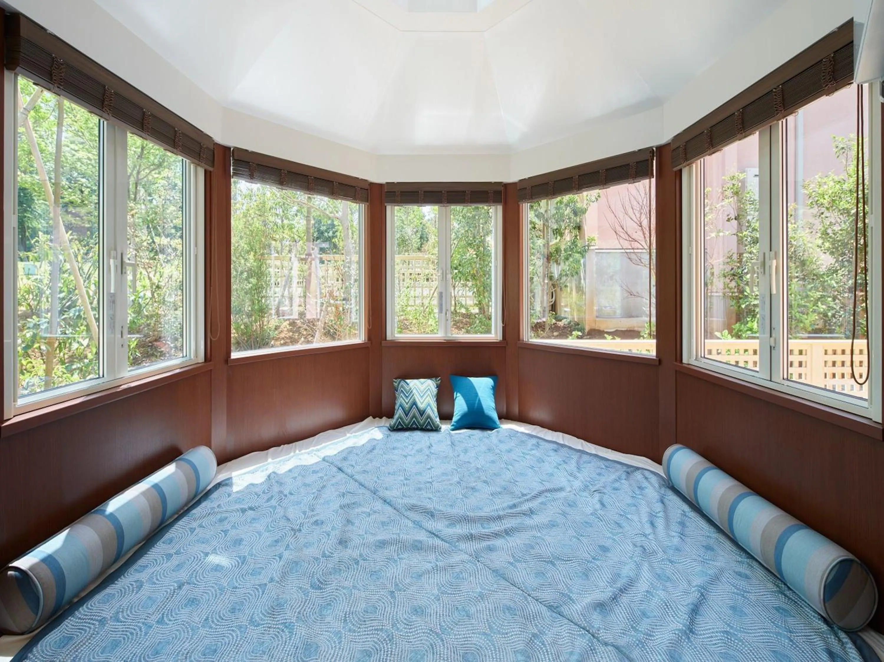 Photo of the whole room, Bed in Koyaru-no-sato Doggys Island