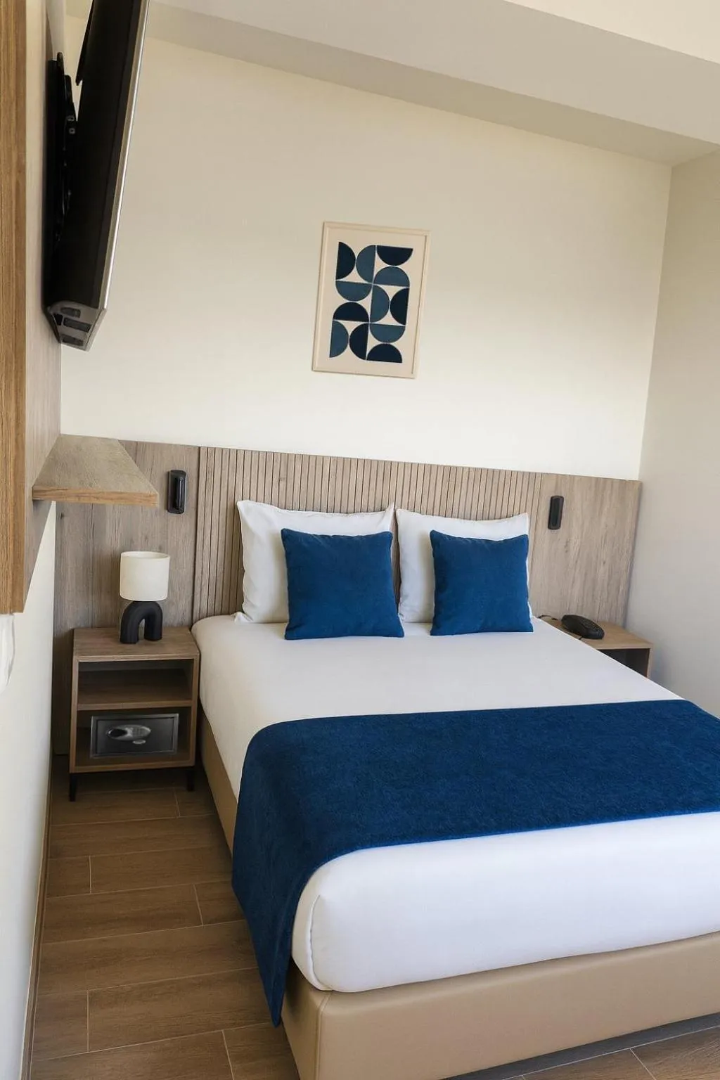 Bed in Hotel Infante Santo - Lisboa