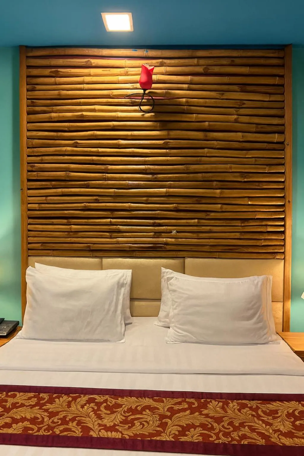 Double Room with Balcony in Rara HM