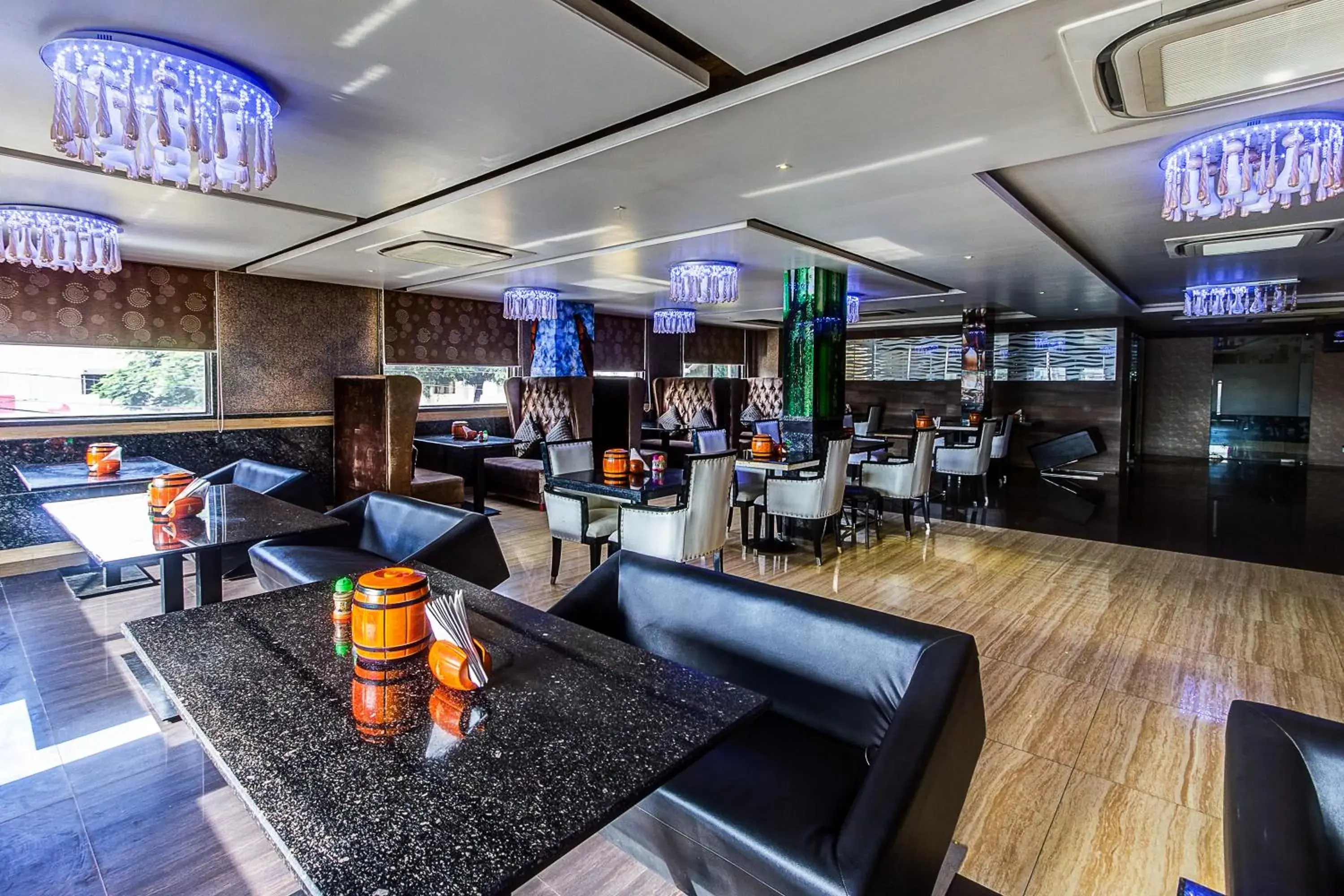 Restaurant/places to eat in Treebo Shivani Restaurant/places to eat in Treebo Shivani