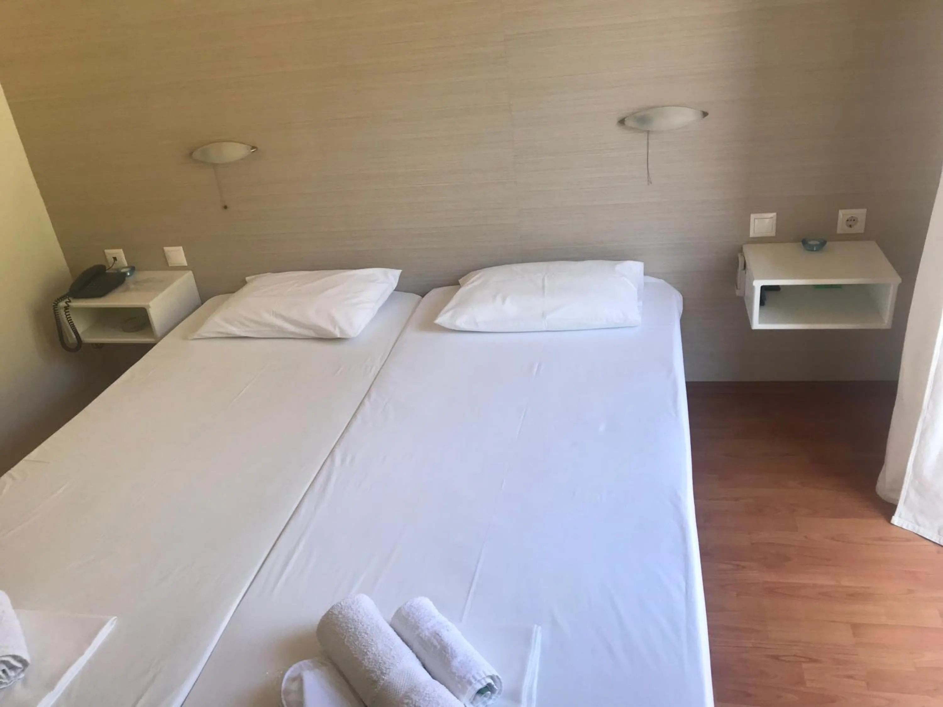 Bedroom, Bed in Annema Hotel and Restaurant