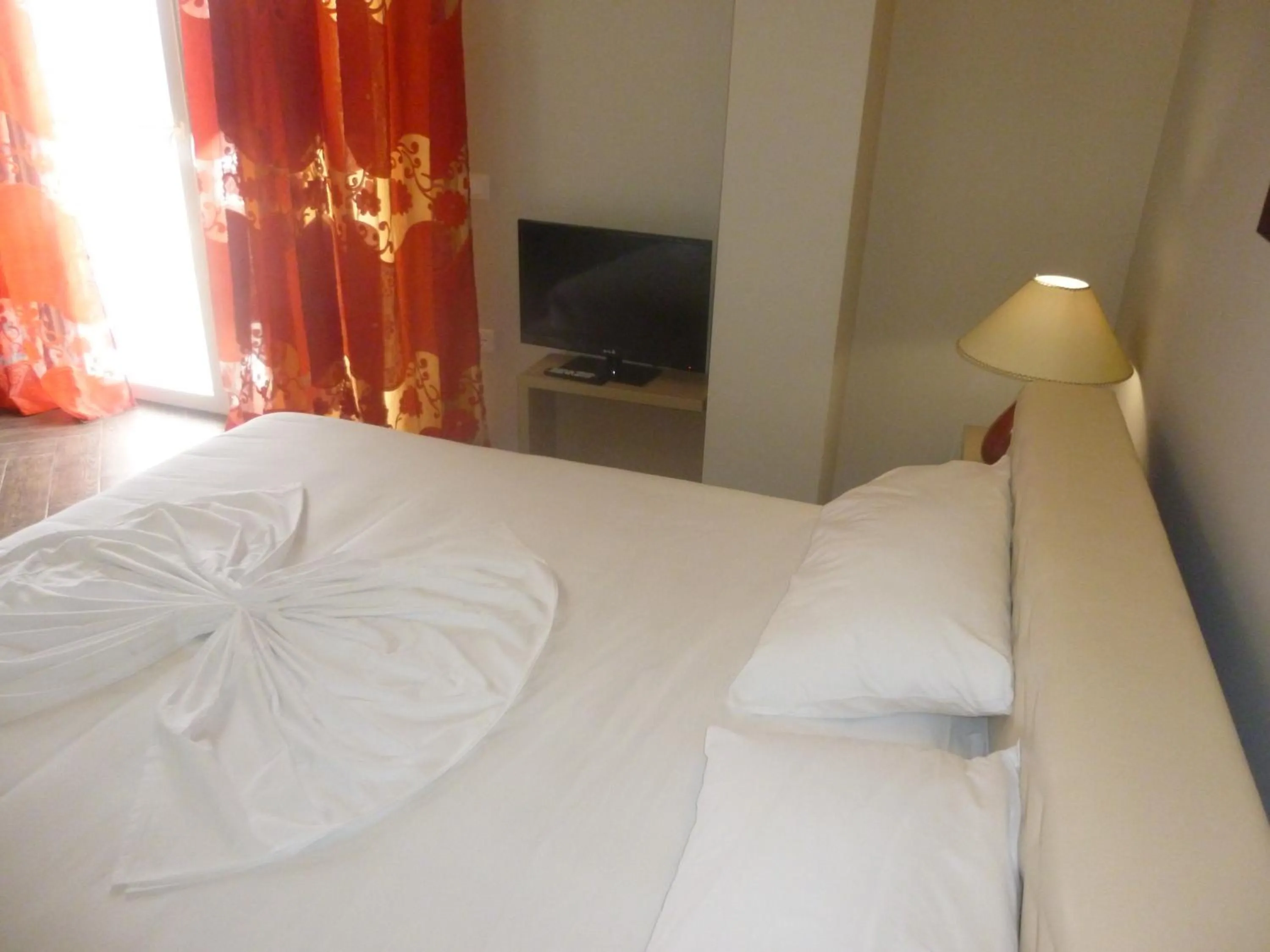 Bedroom, Bed in Villamaria Hotel