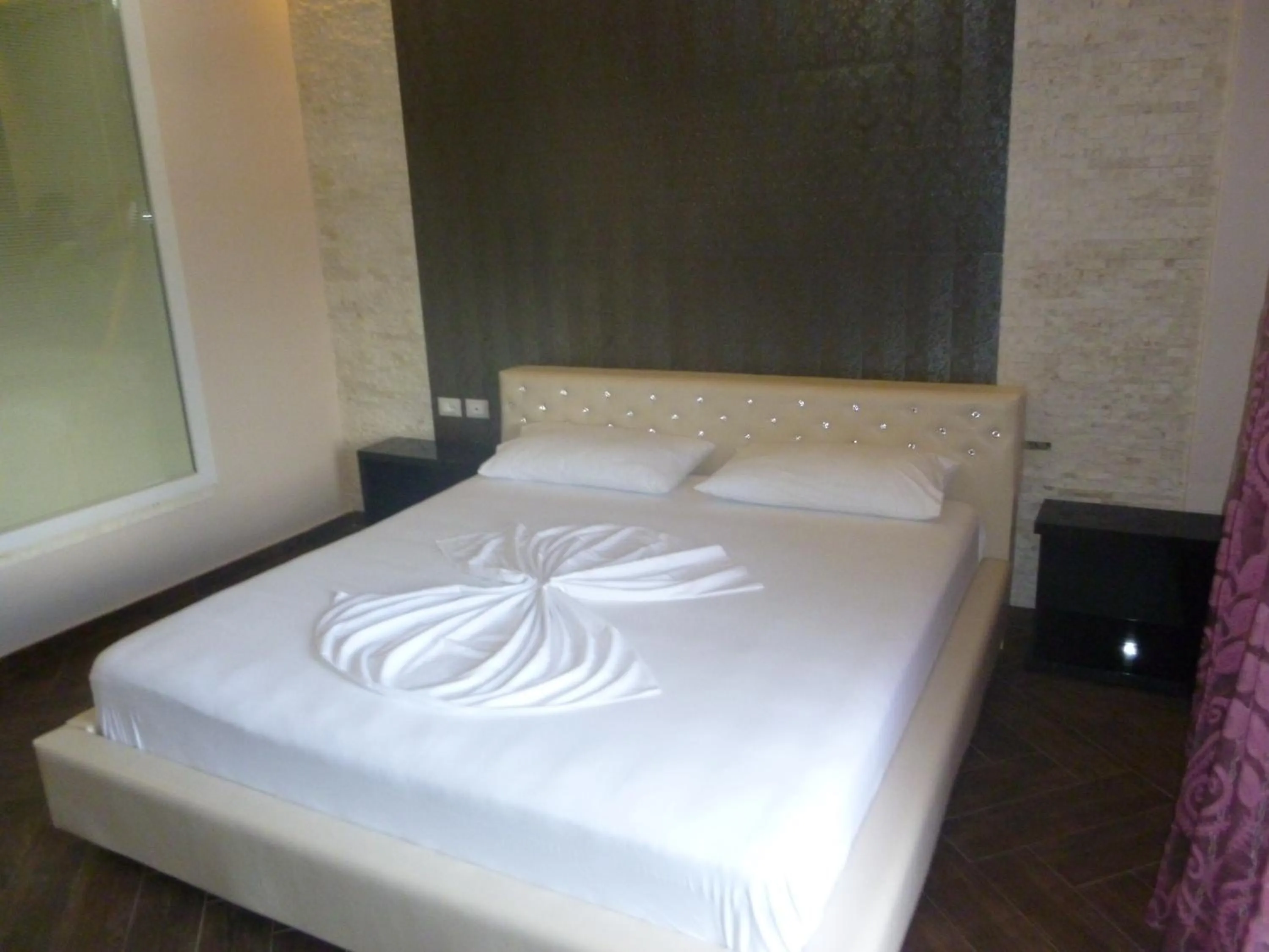 Bedroom, Bed in Villamaria Hotel