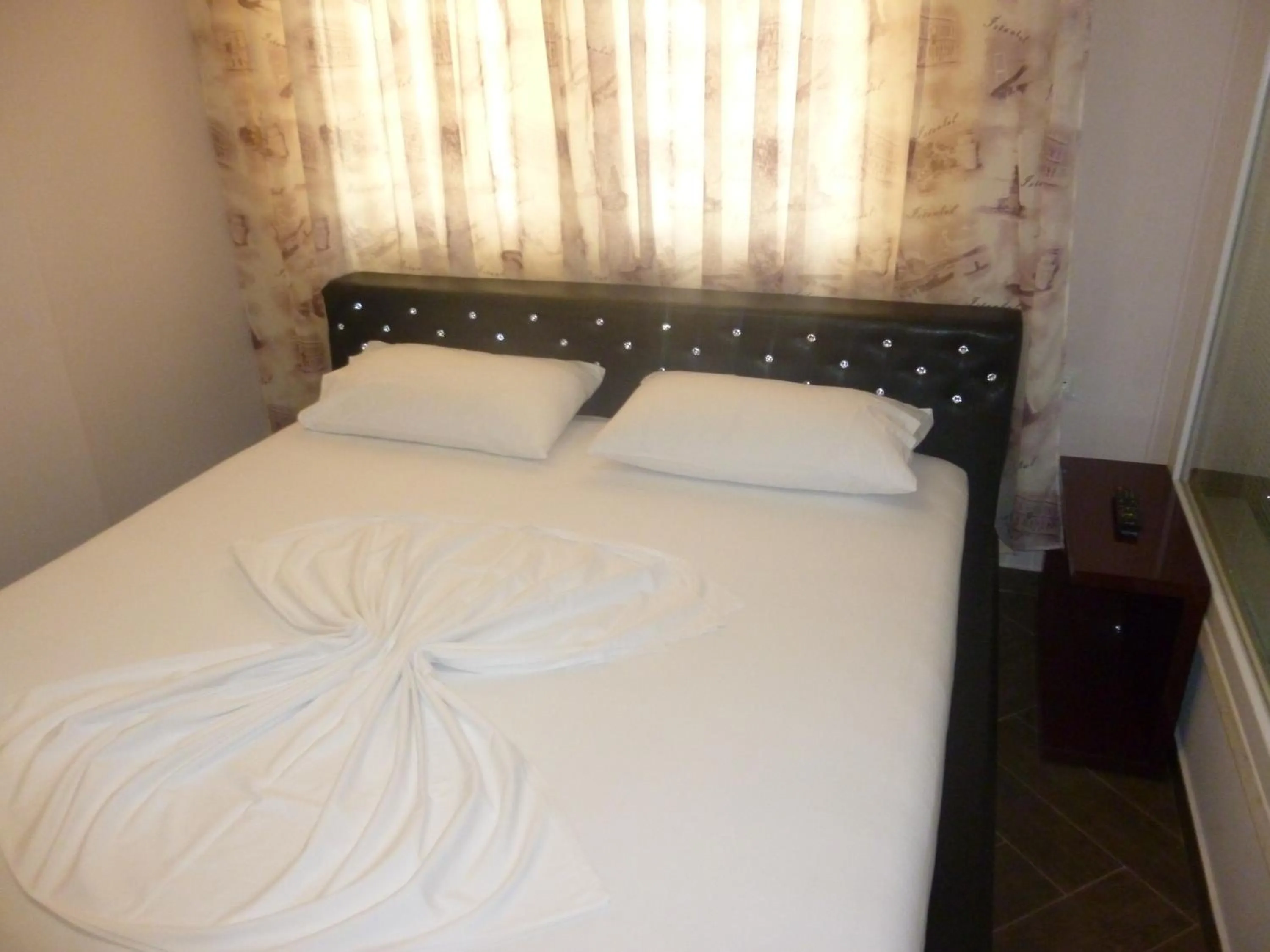 Bedroom, Bed in Villamaria Hotel