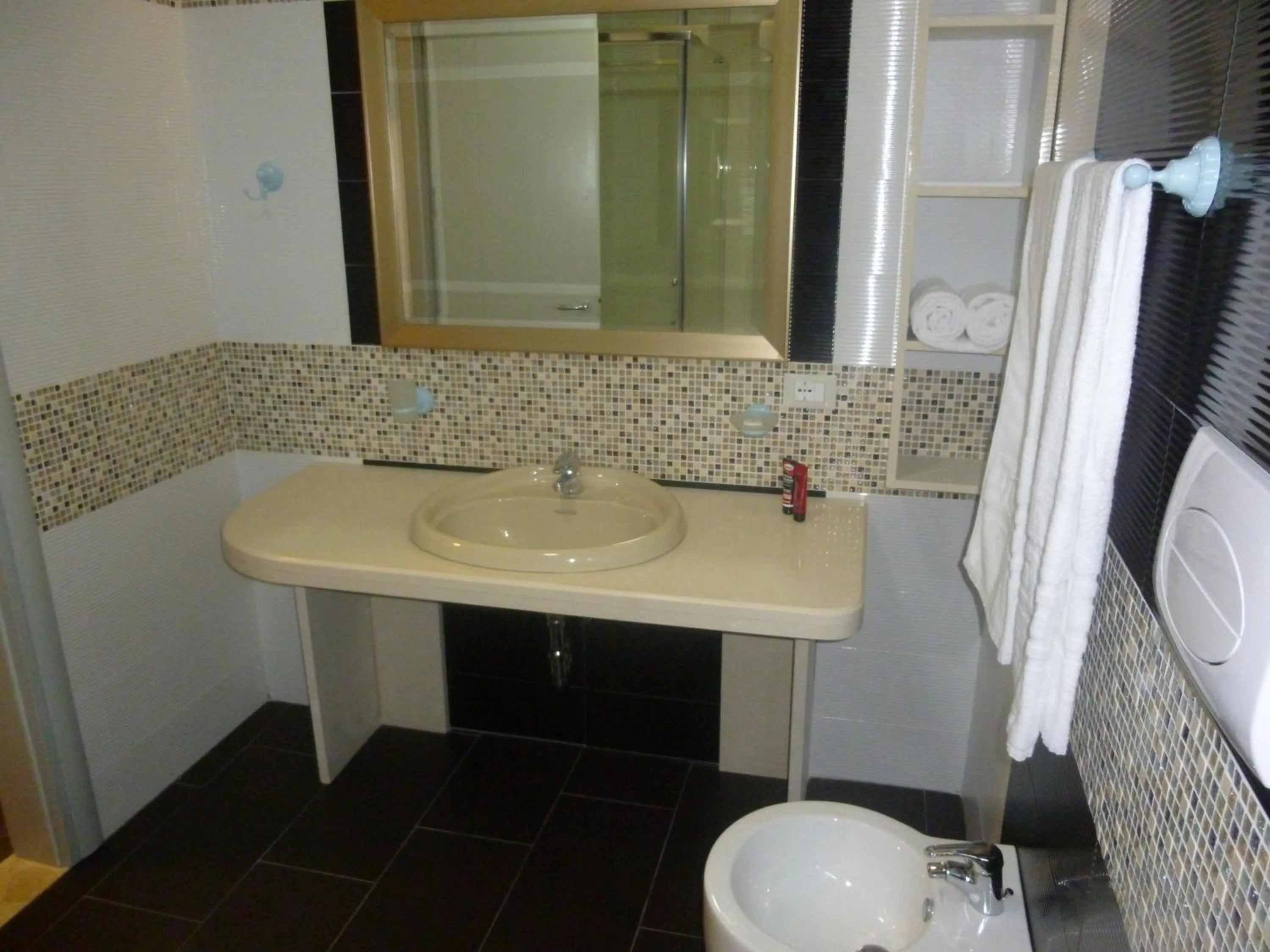 Bathroom in Villamaria Hotel