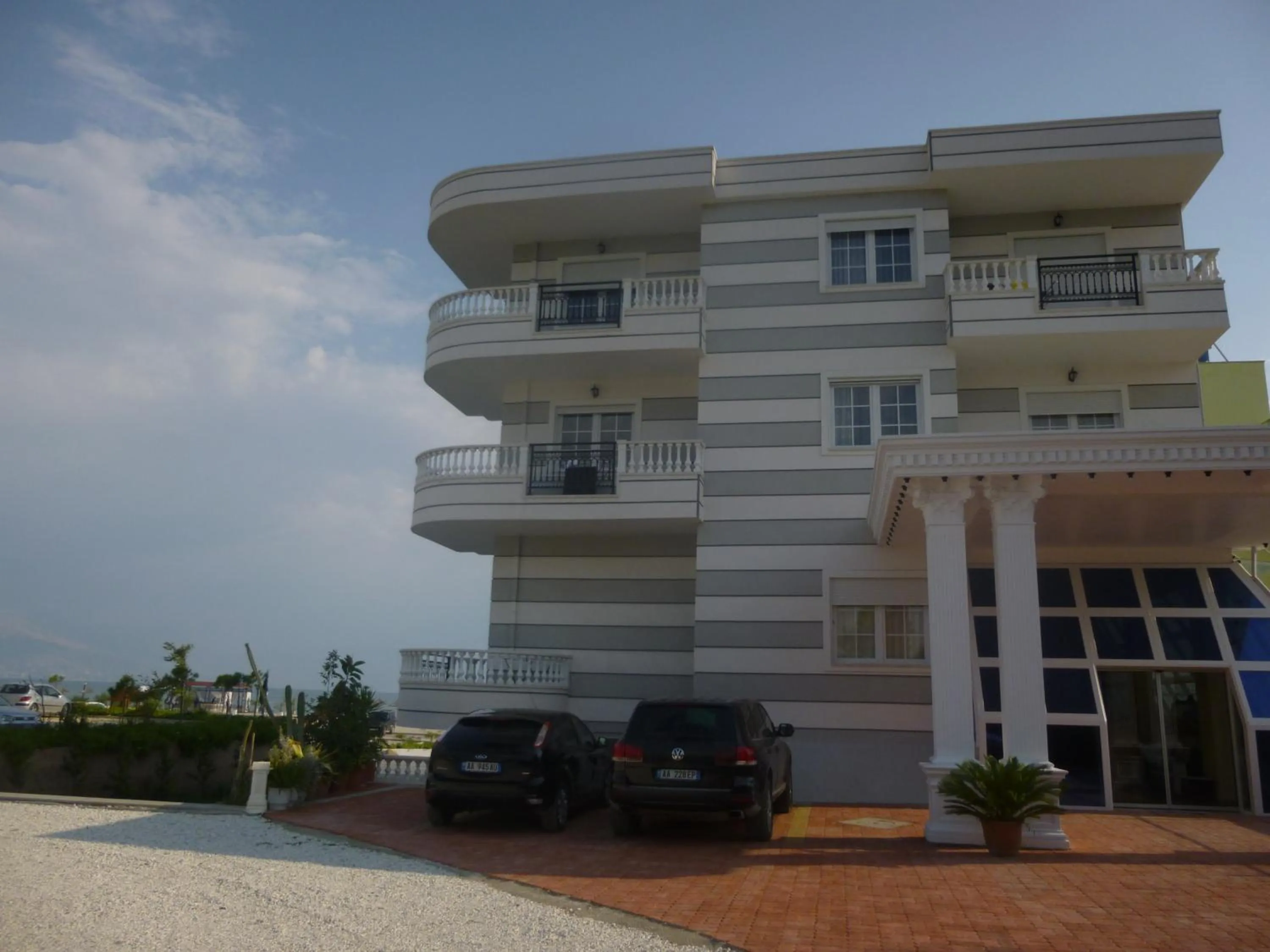 Facade/entrance in Villamaria Hotel