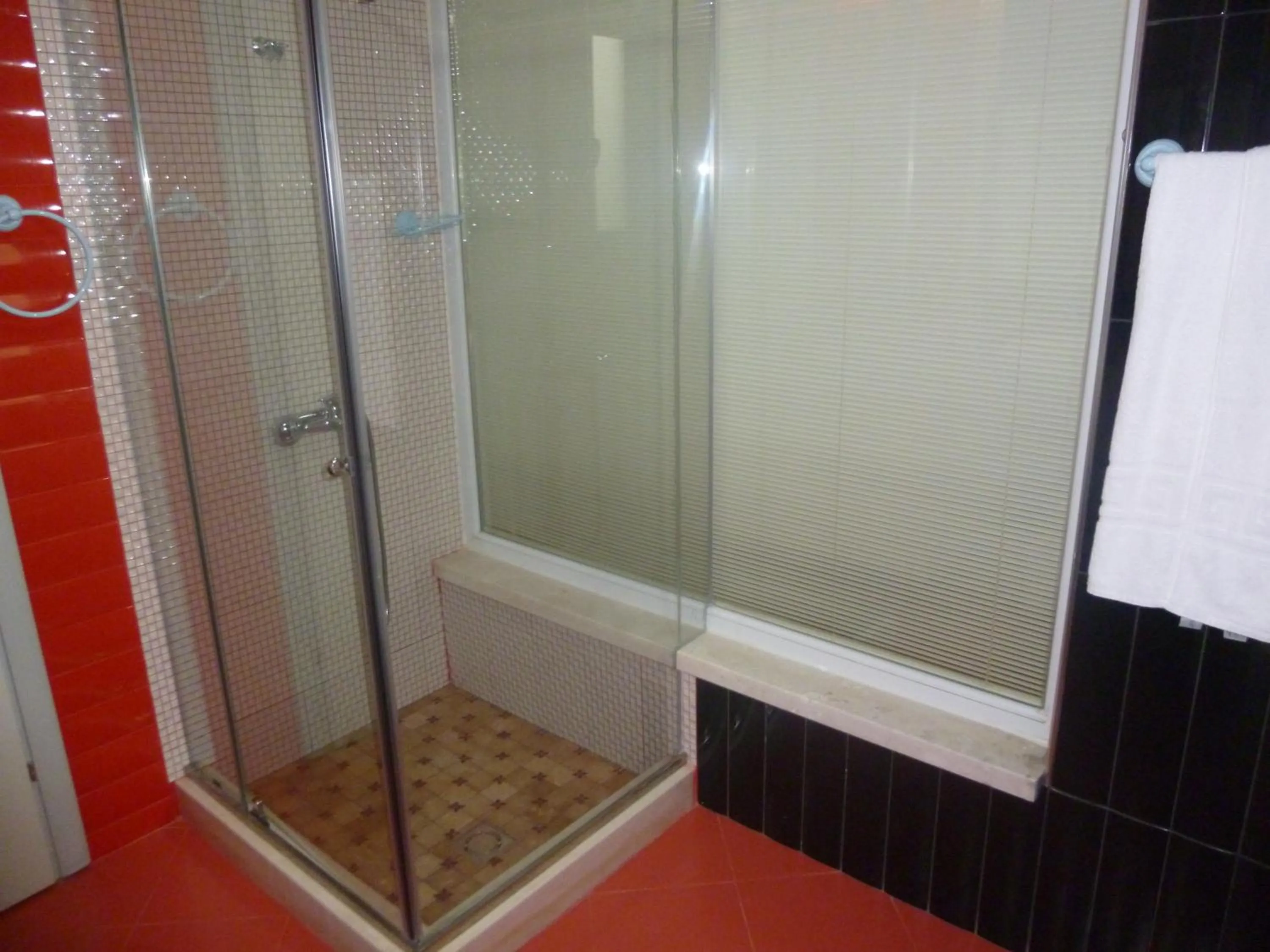 Shower in Villamaria Hotel