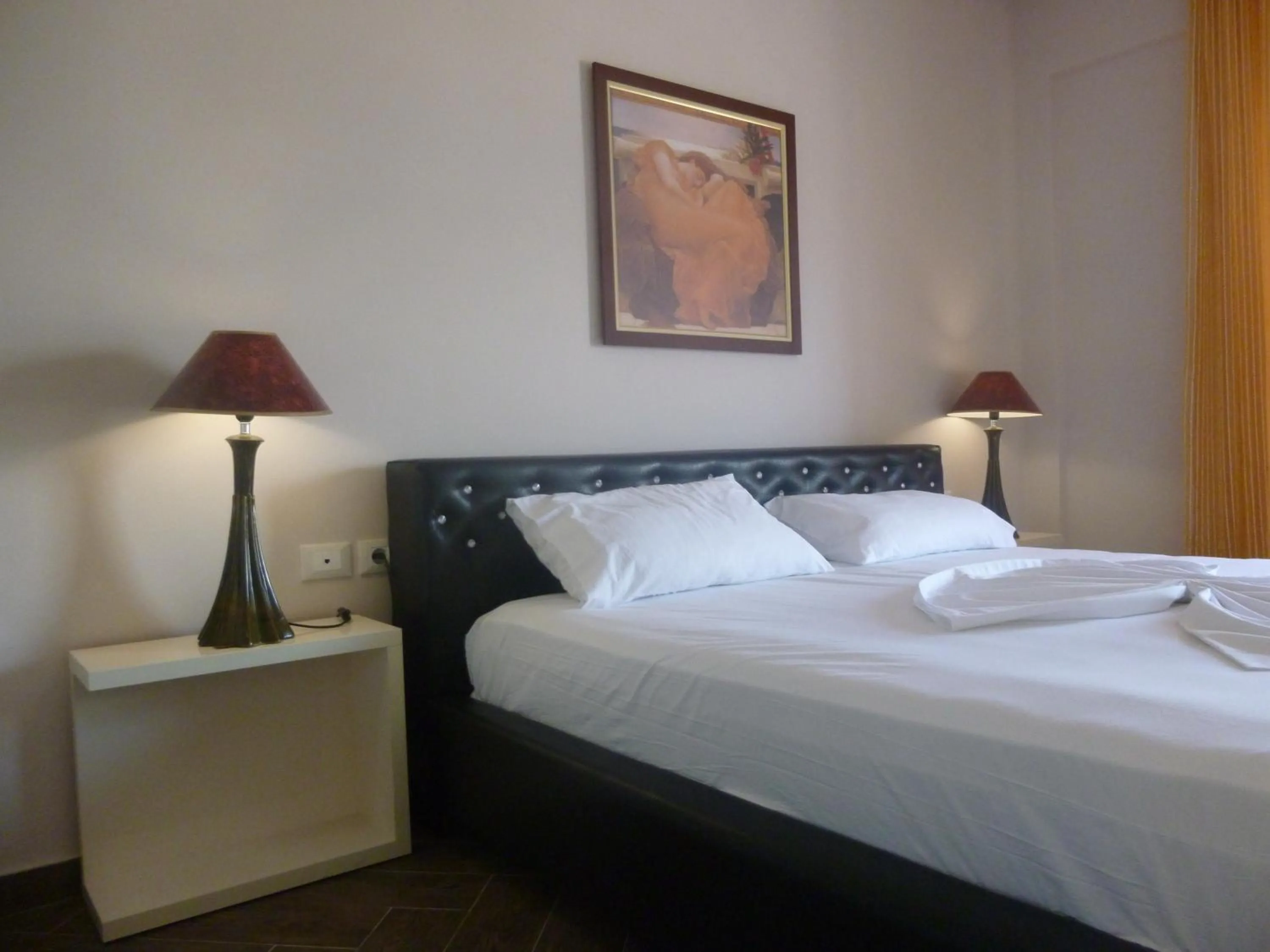 Bedroom, Bed in Villamaria Hotel