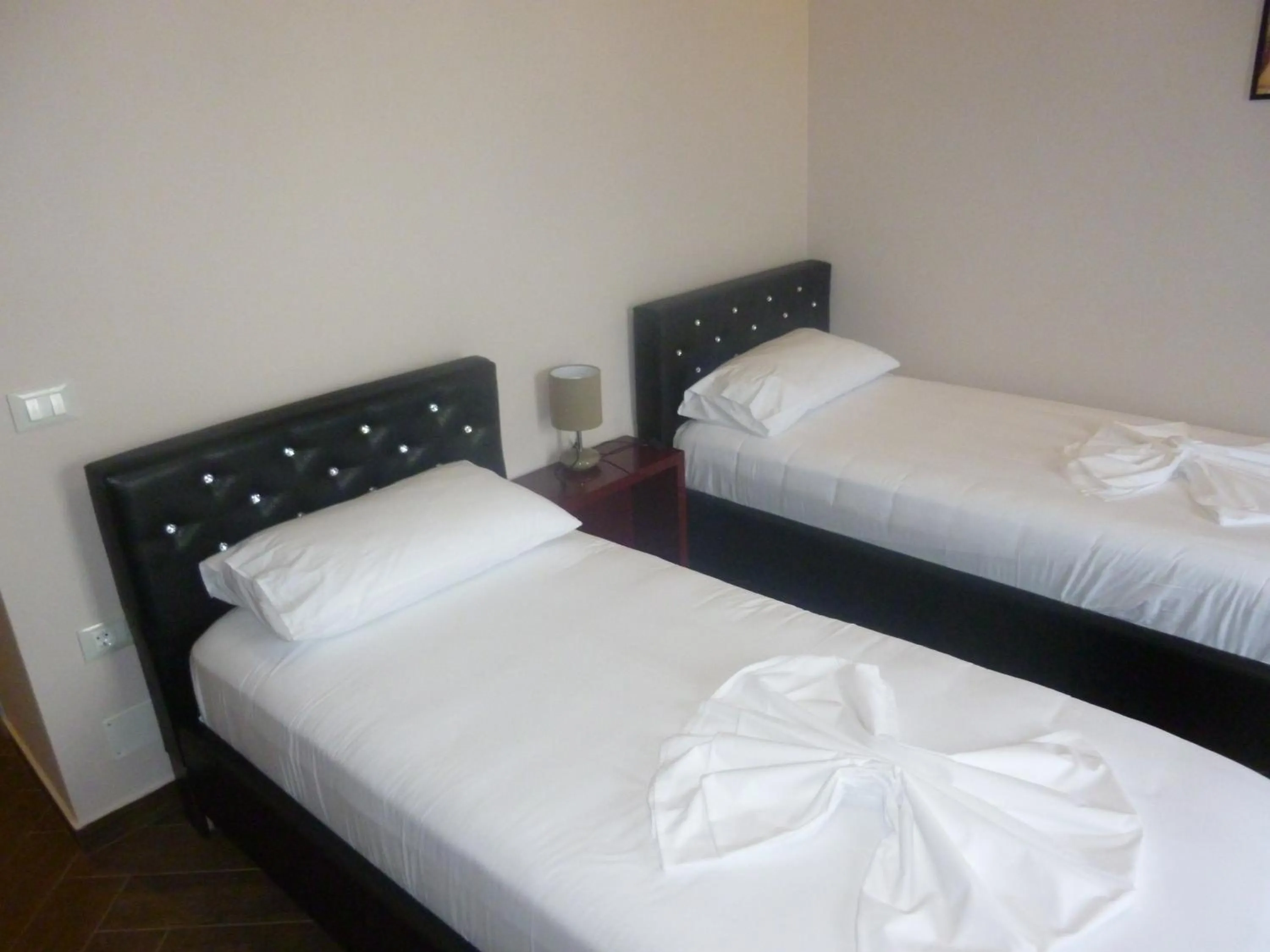 Bedroom, Bed in Villamaria Hotel