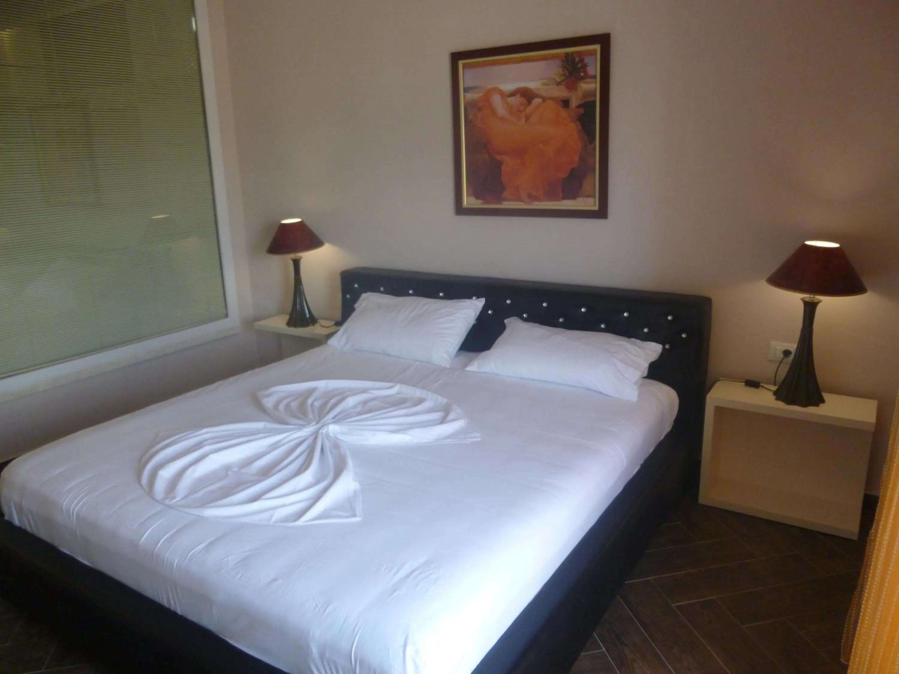 Bedroom, Bed in Villamaria Hotel