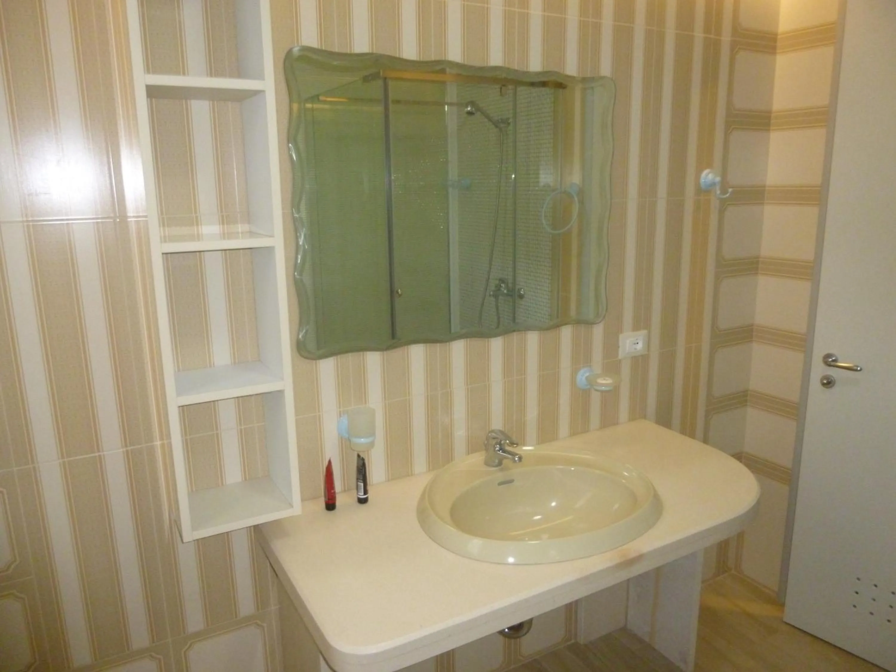 Bathroom in Villamaria Hotel