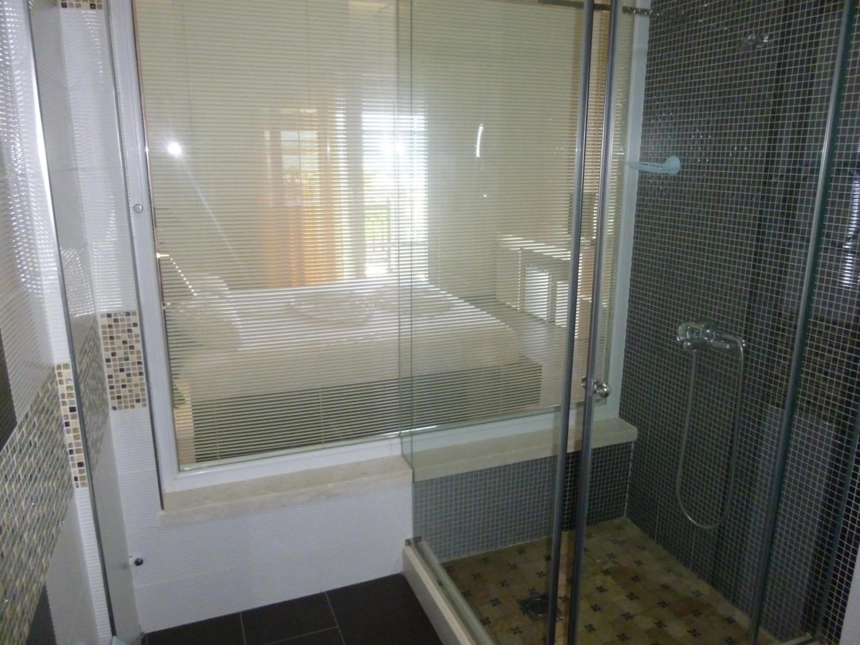 Shower in Villamaria Hotel