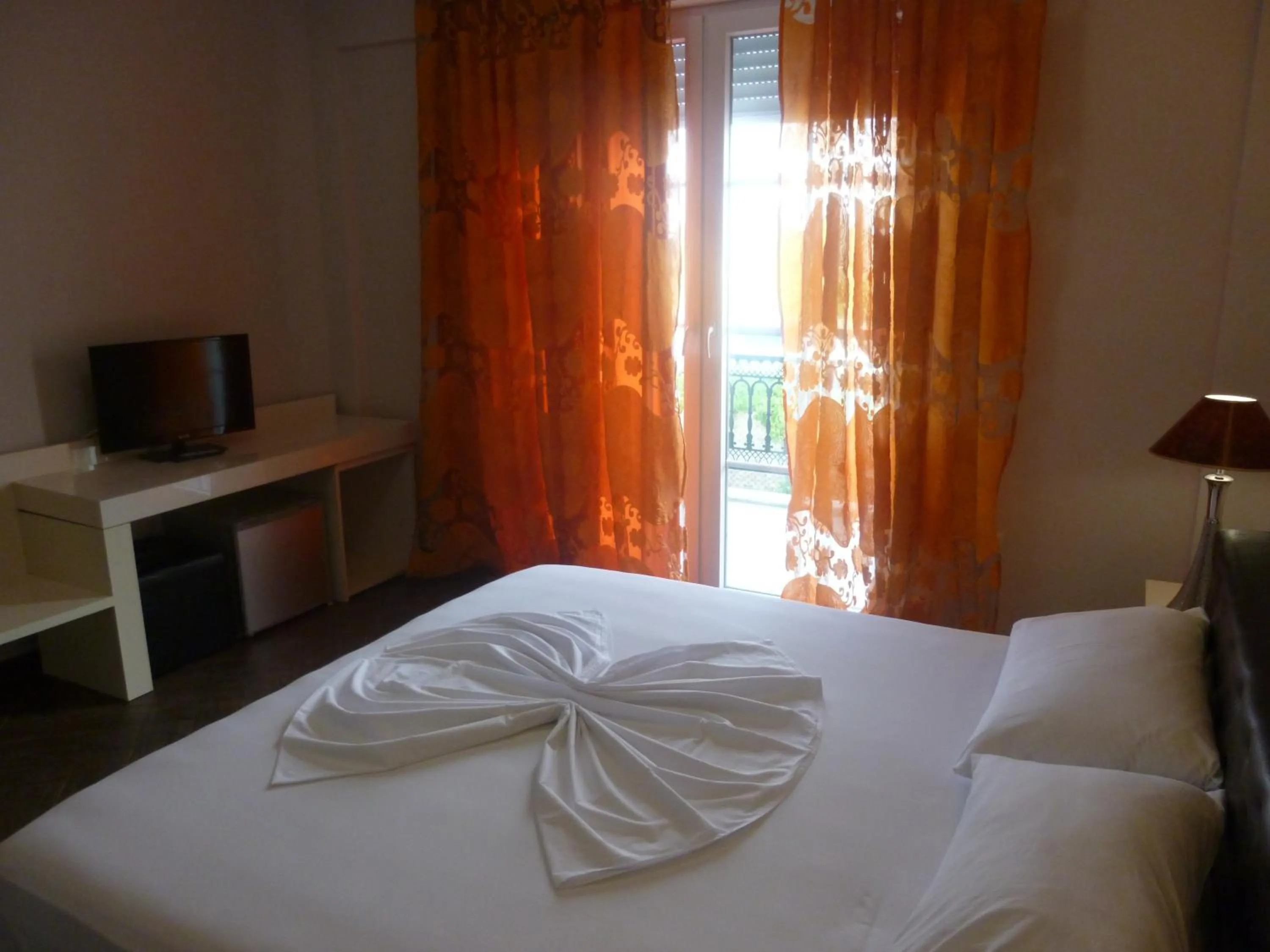 Bedroom, Bed in Villamaria Hotel