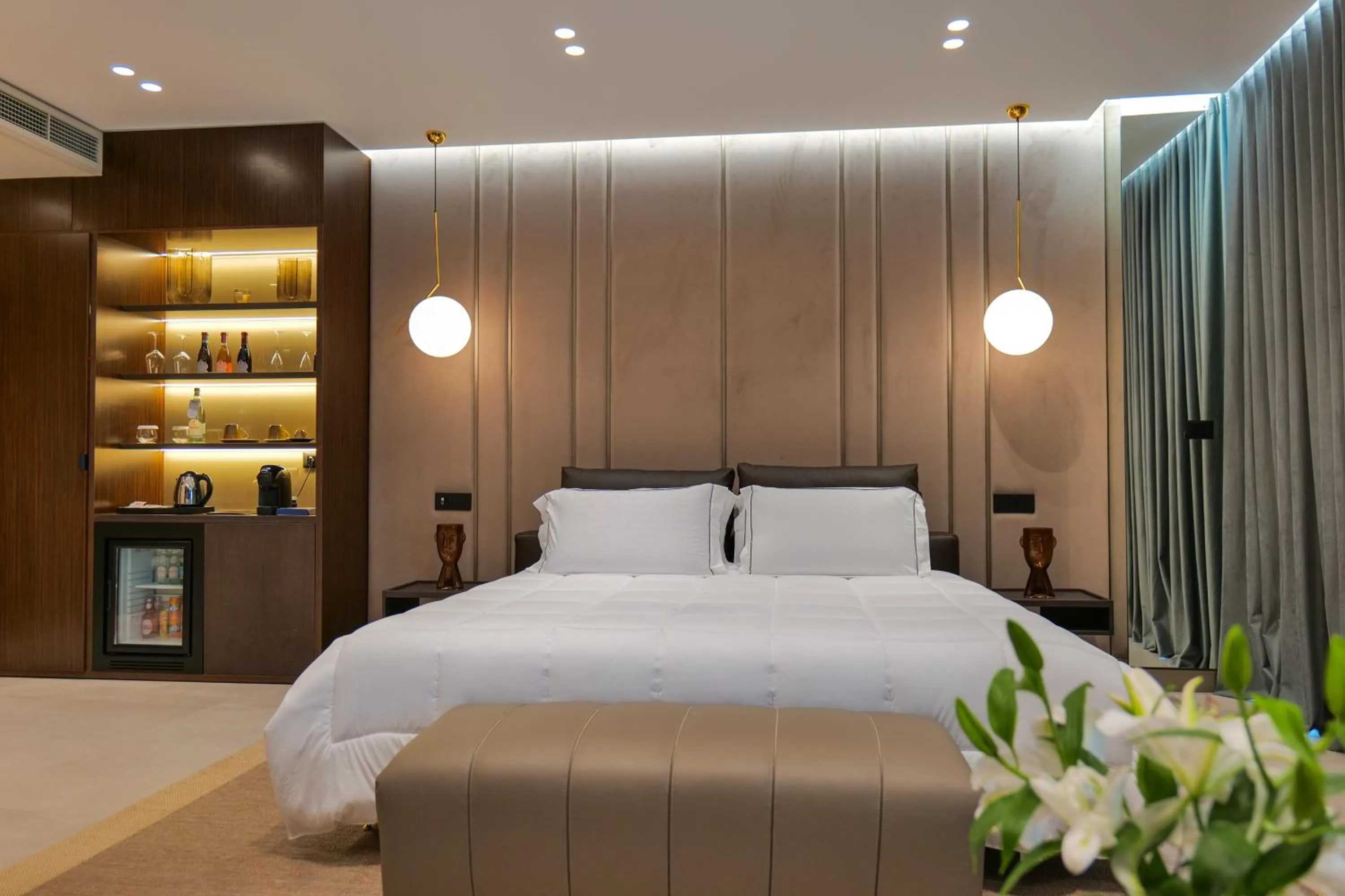 Bed in Hotel Miramare