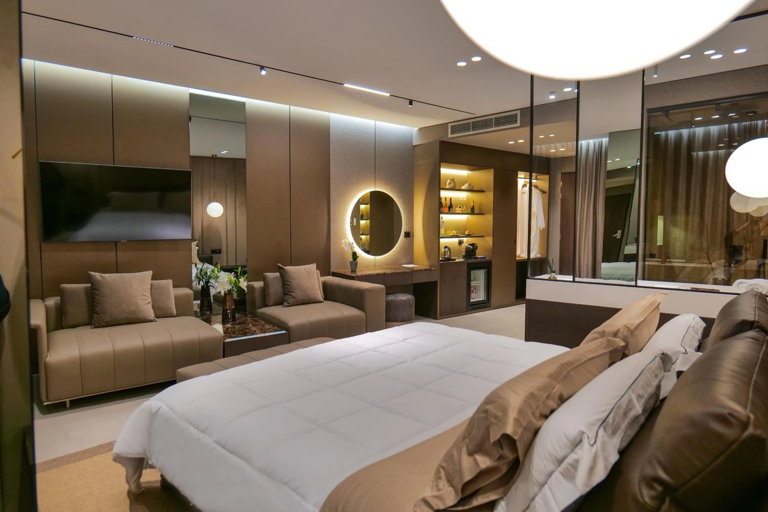 Bed in Hotel Miramare