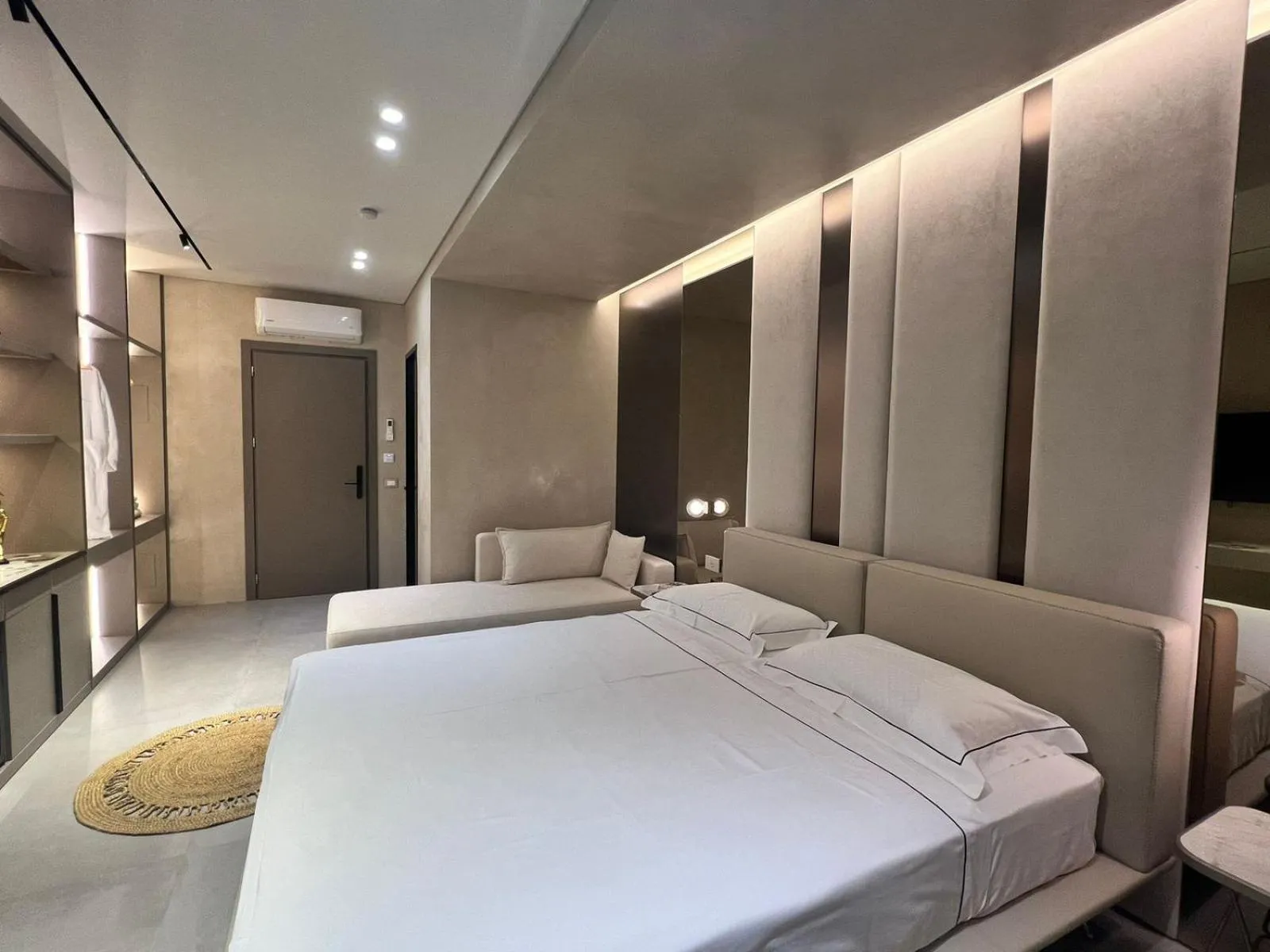 Bed in Hotel Miramare