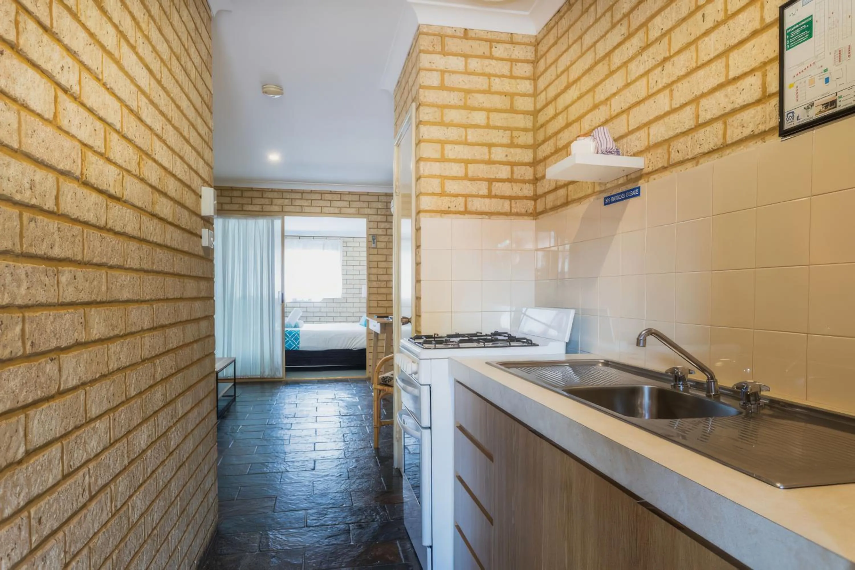 Kitchen or kitchenette in Busselton Villas and Glamping Village