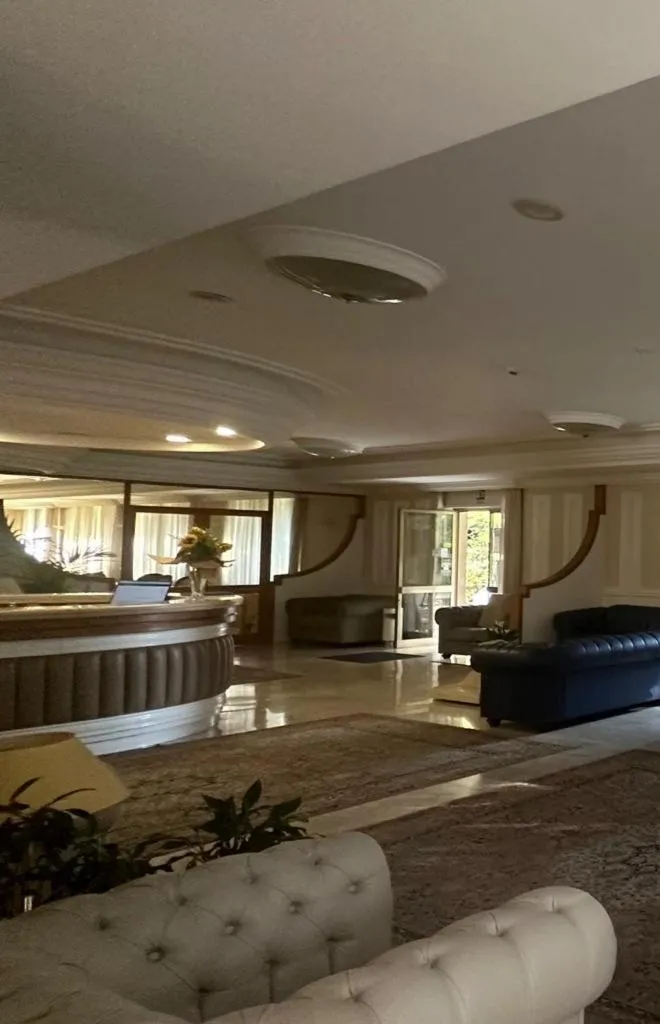 Living room in Mondial Park Hotel