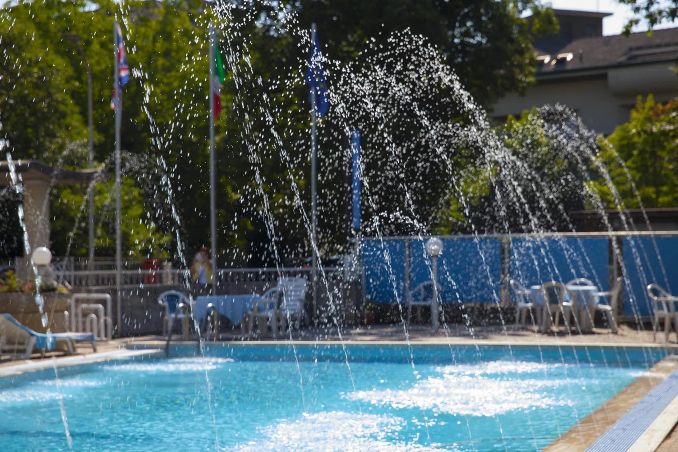 Swimming pool in Mondial Park Hotel