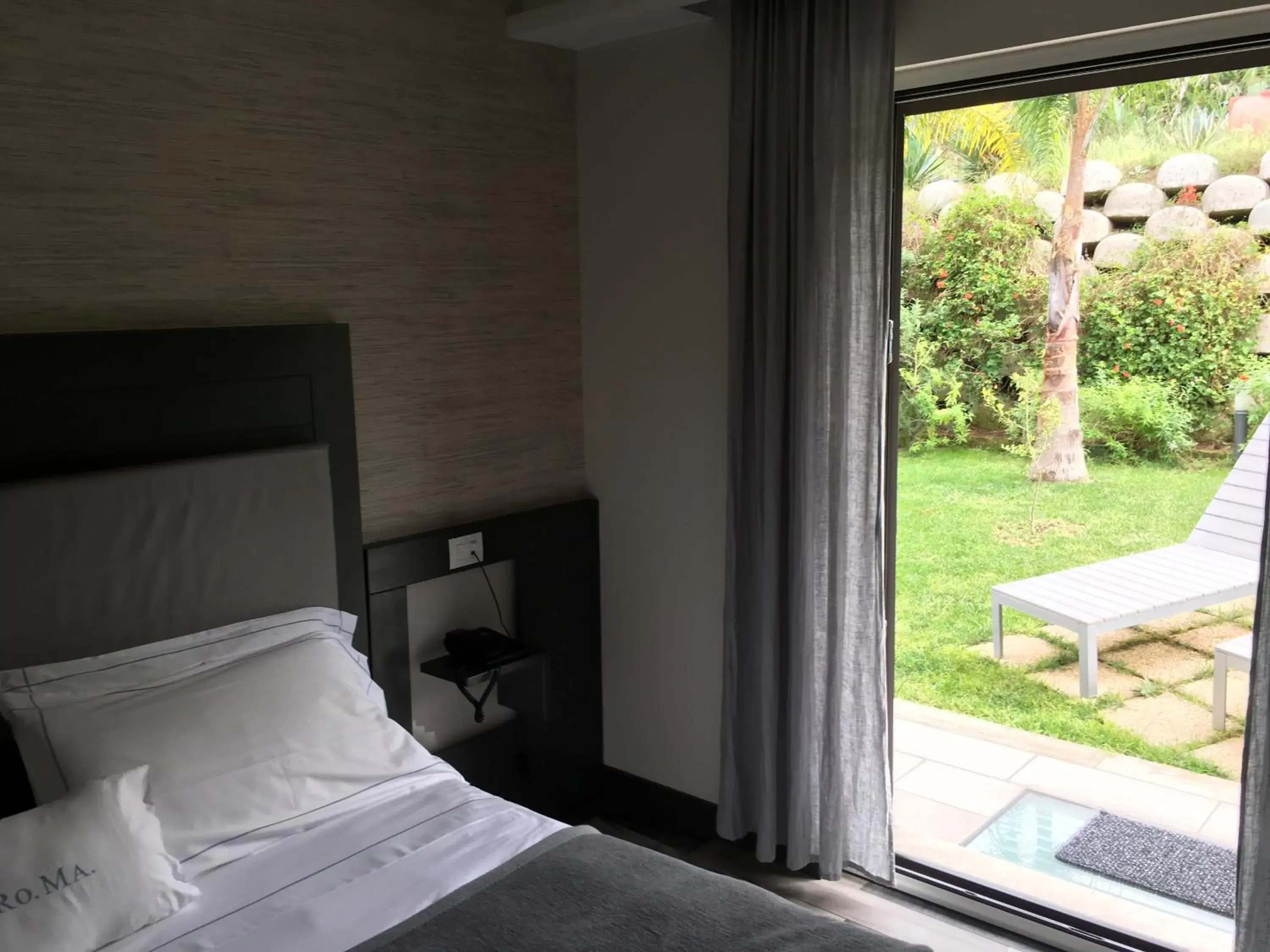 Double or Twin Room with Private Garden in Residenza RoMa Double or Twin Room with Private Garden in Residenza RoMa
