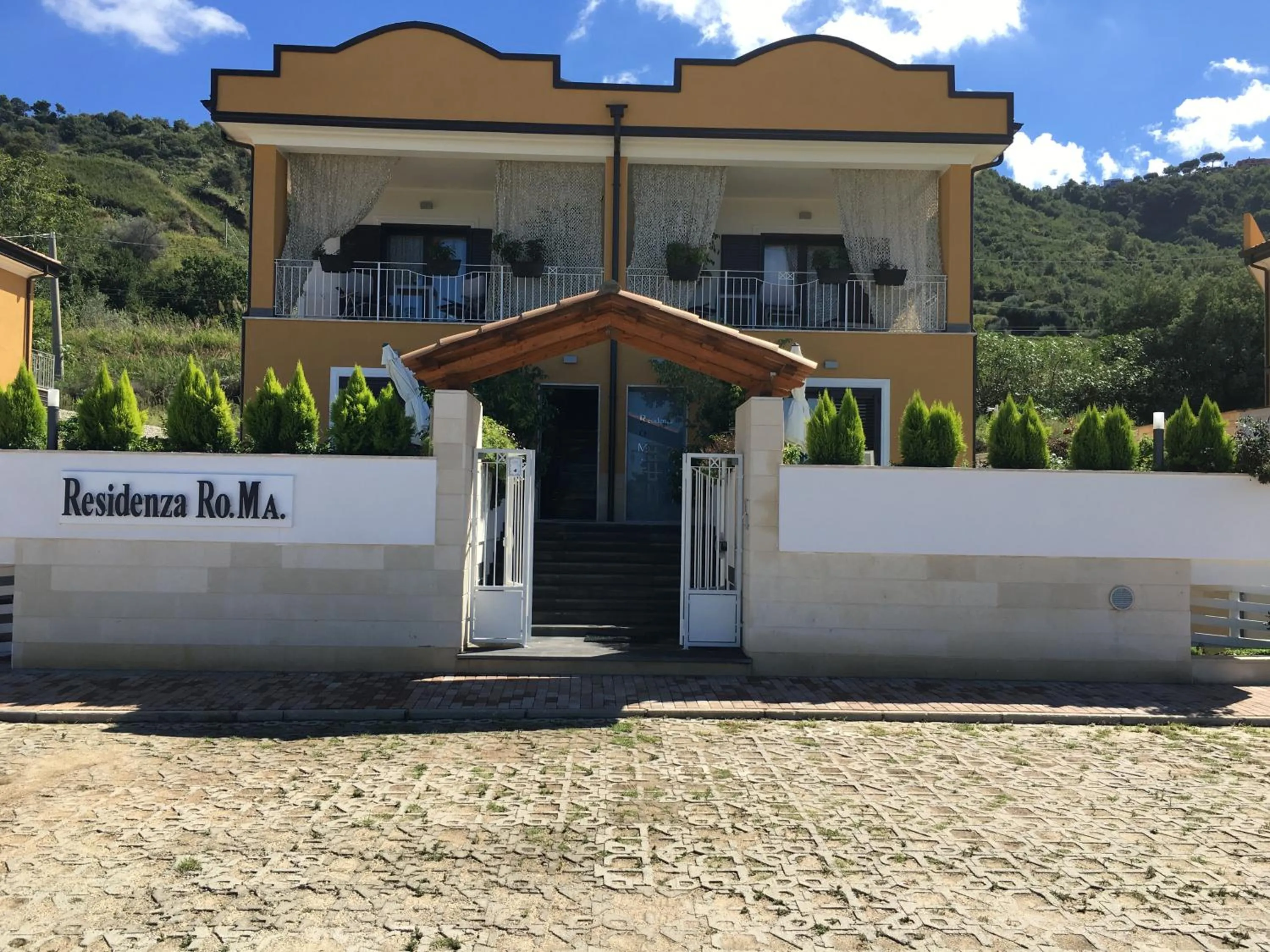 Property building in Residenza RoMa