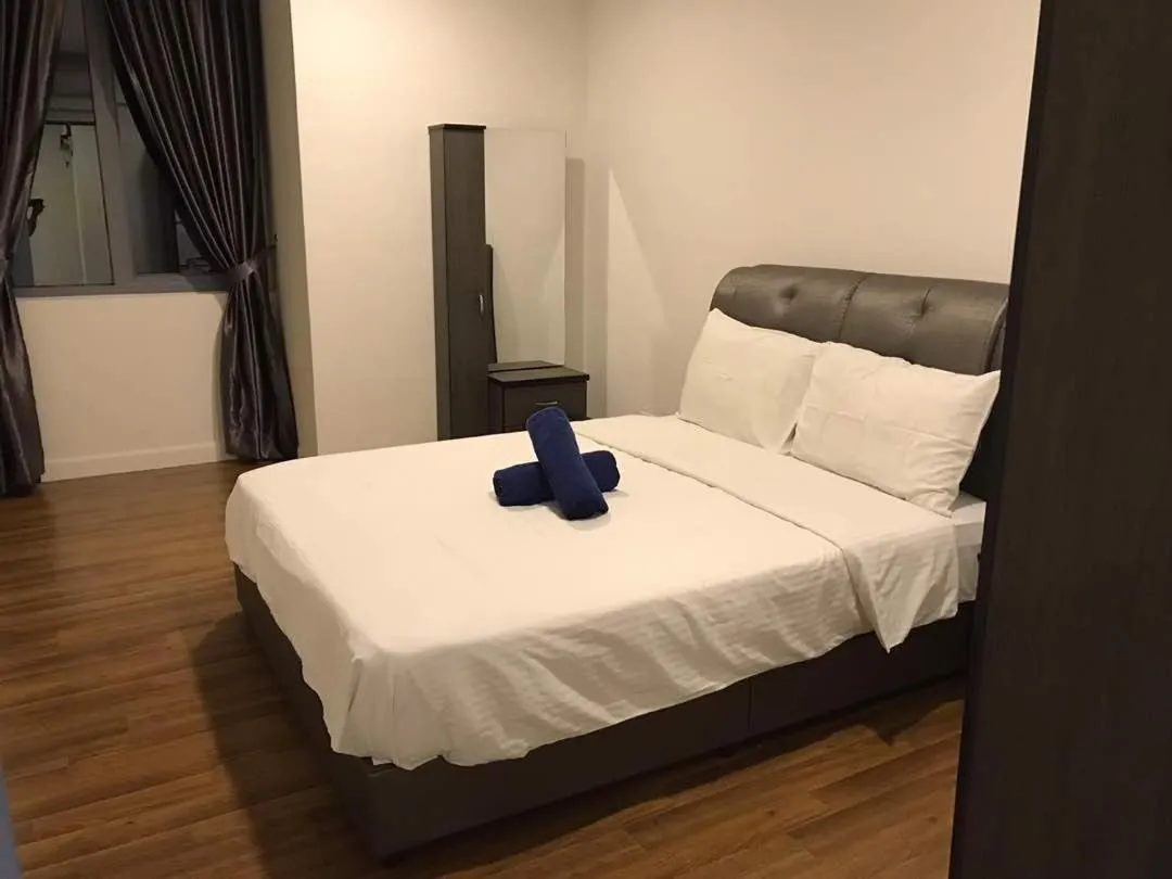 Bedroom, Bed in Summer Suites Studios