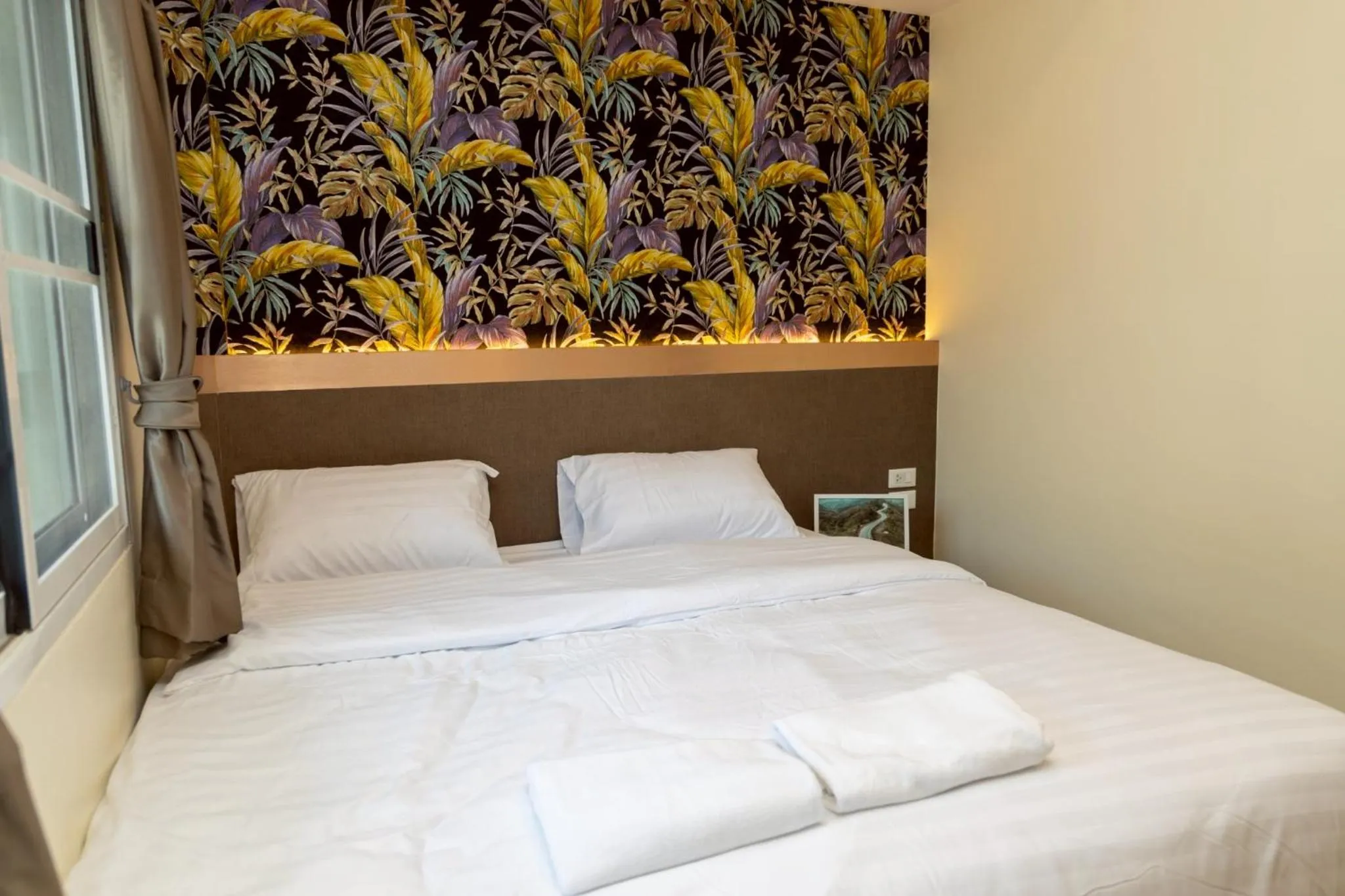 Bed in Sea Inn Pattaya