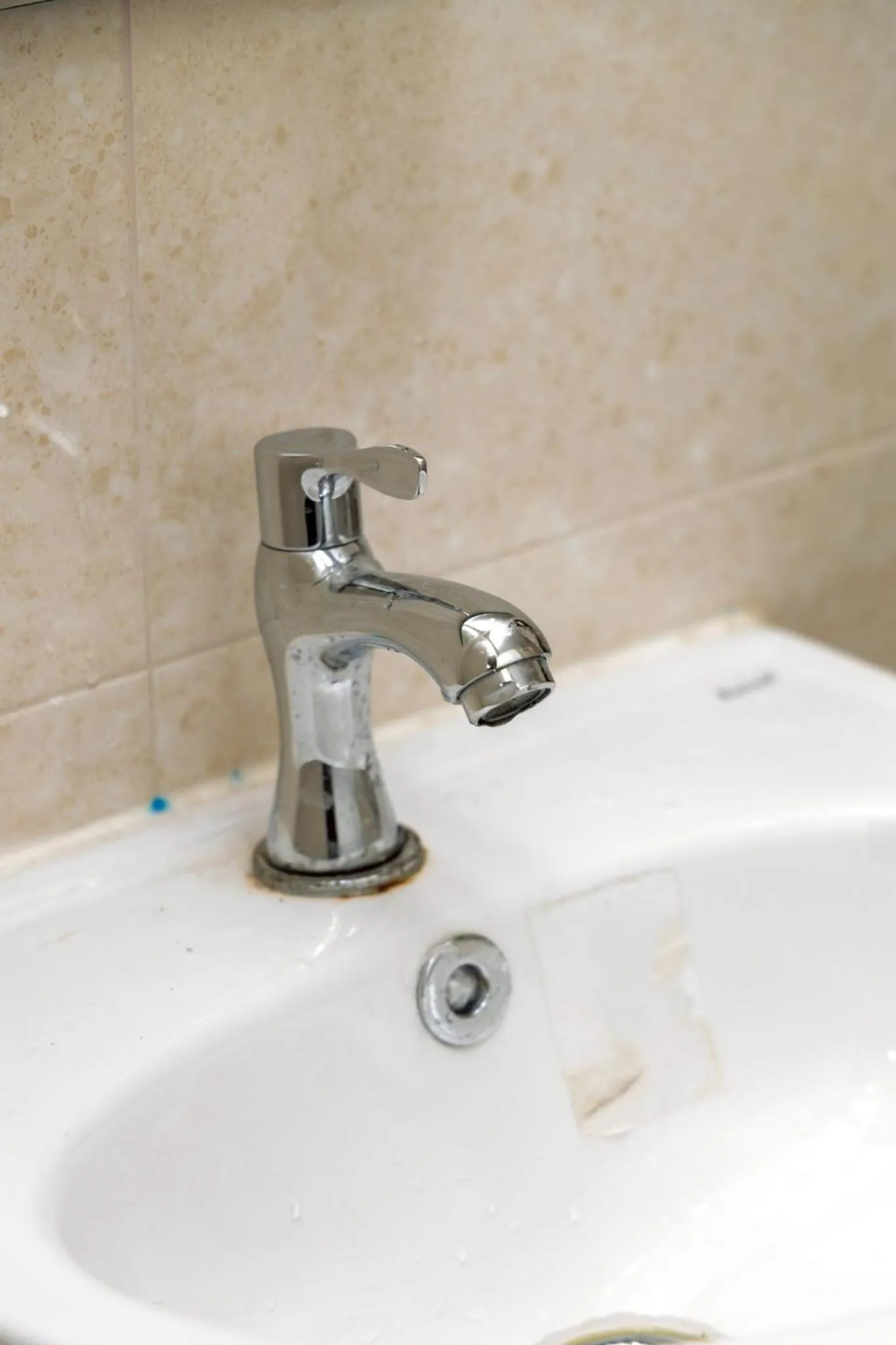 Bathroom in Sea Inn Pattaya