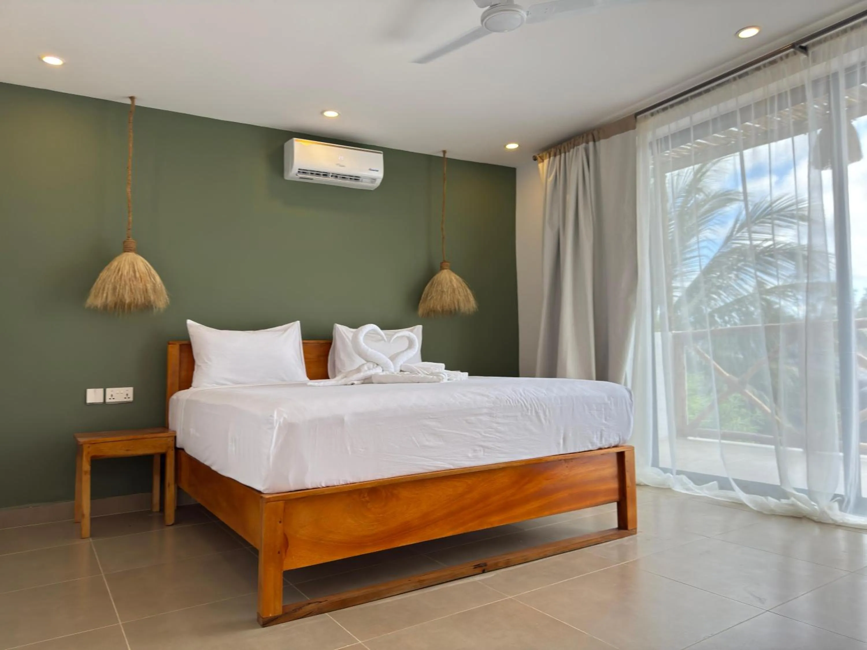 Double Room with Balcony and Sea View in Starfish Garden Lodge