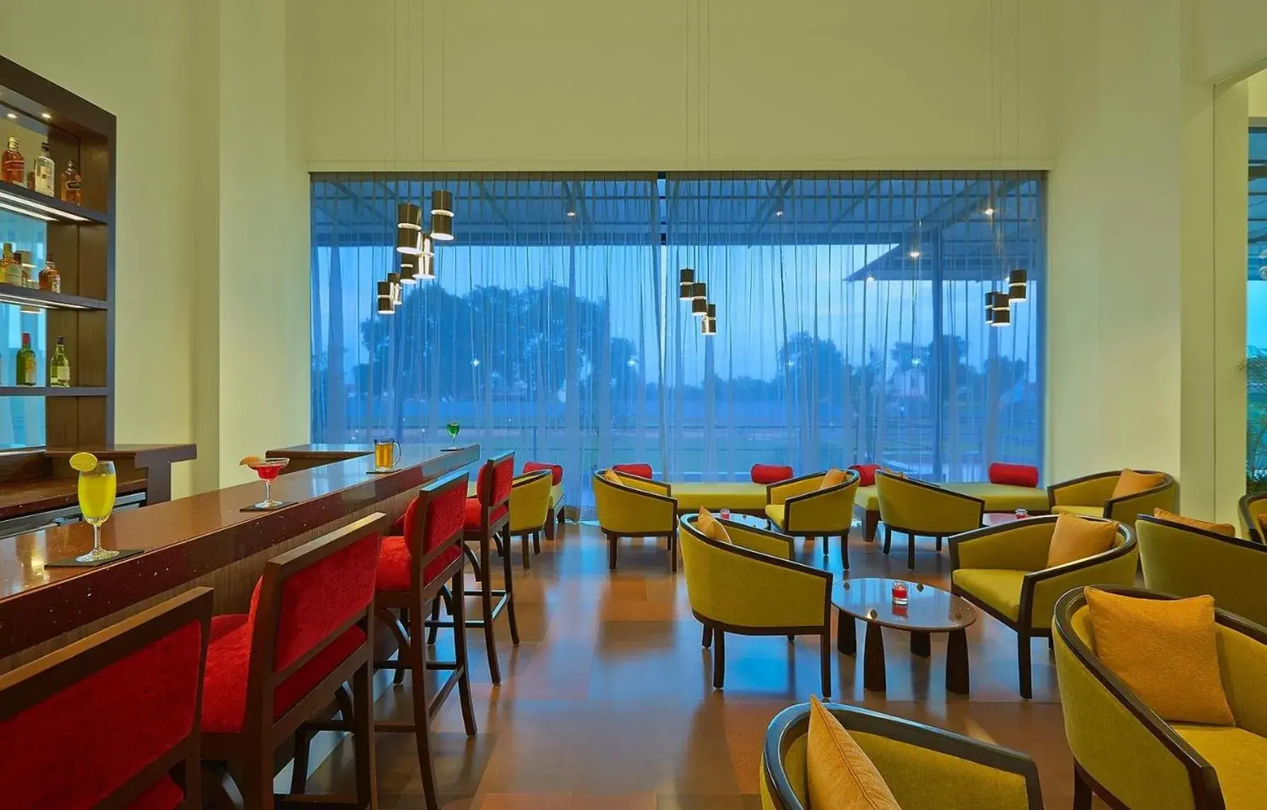 Lounge or bar in Ginger Gondia, Balaghat Road Lounge or bar in Ginger Gondia, Balaghat Road